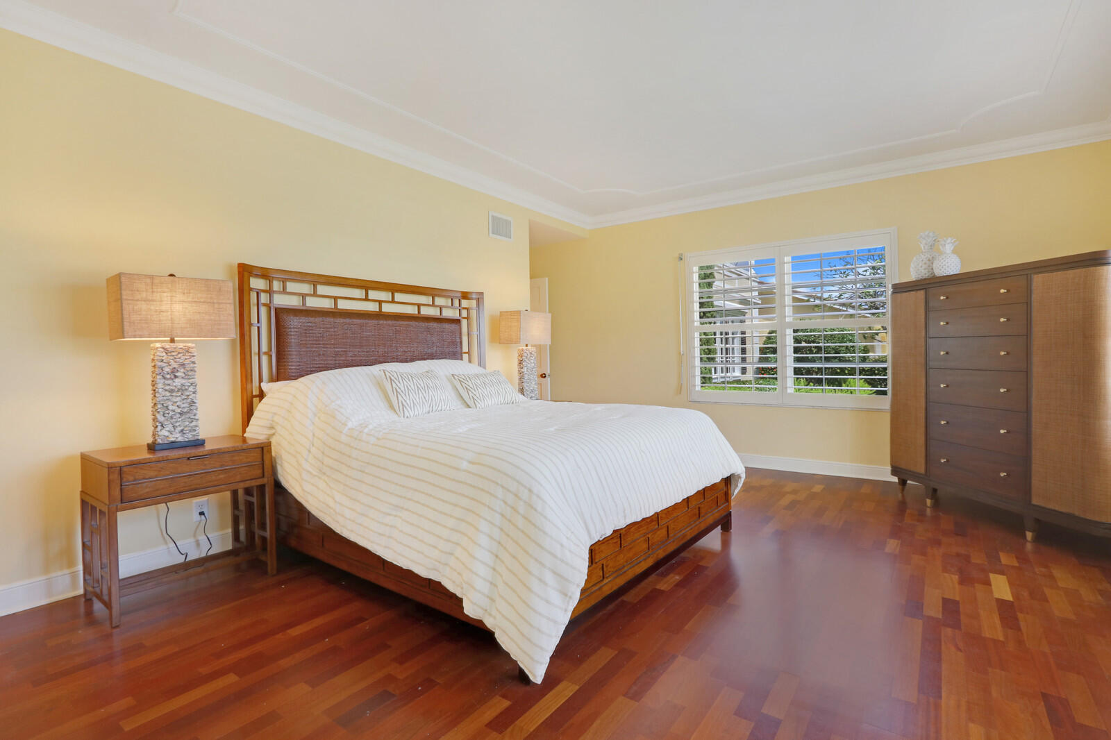 PALM BEACH ISLES 1 - Residential