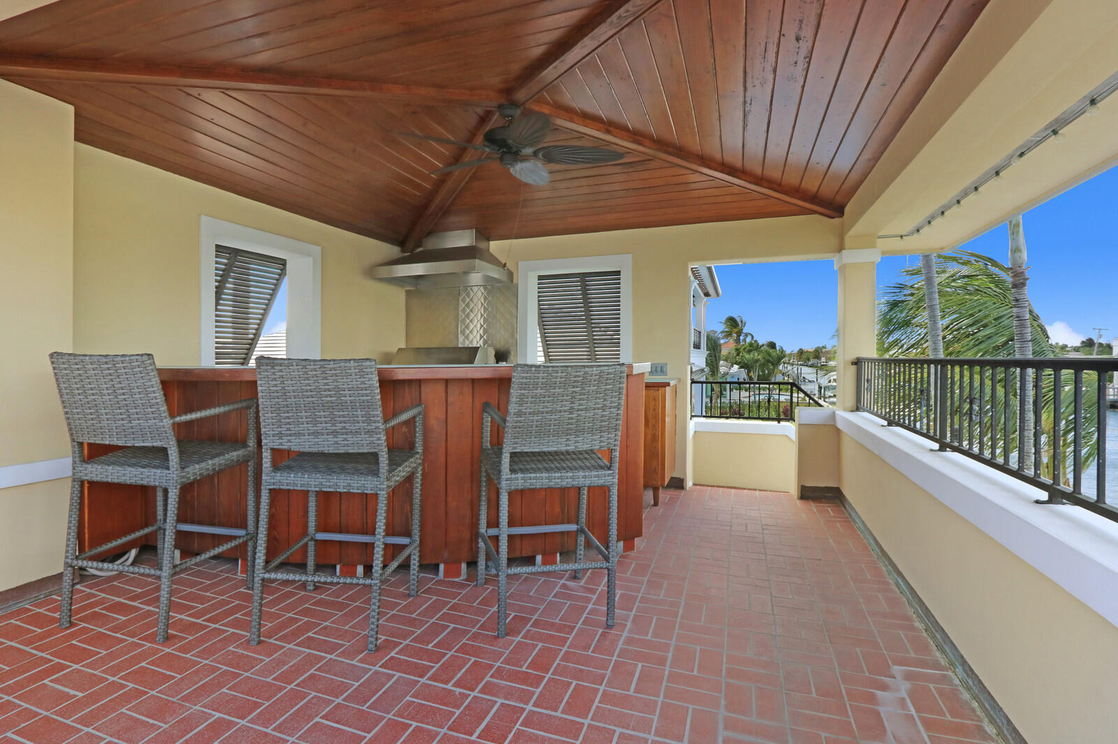 PALM BEACH ISLES 1 - Residential