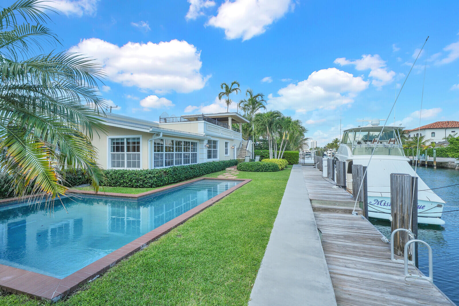 PALM BEACH ISLES 1 - Residential