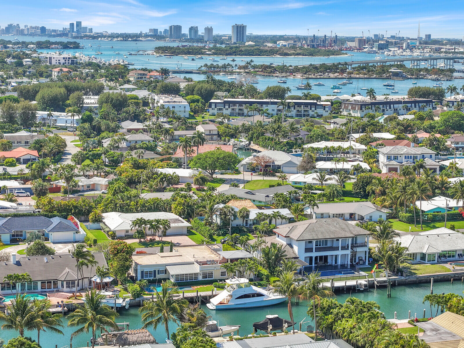 PALM BEACH ISLES 1 - Residential