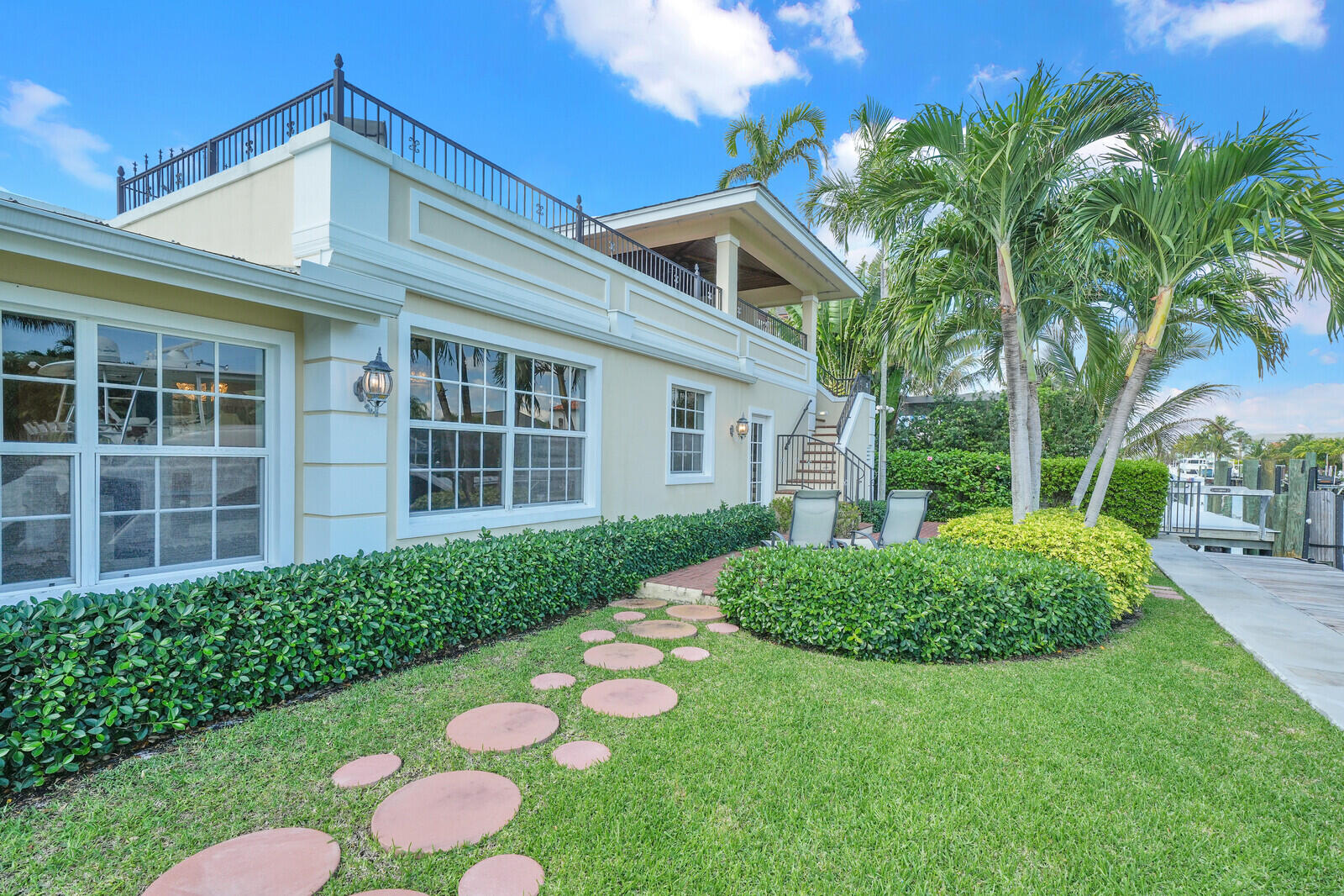 PALM BEACH ISLES 1 - Residential
