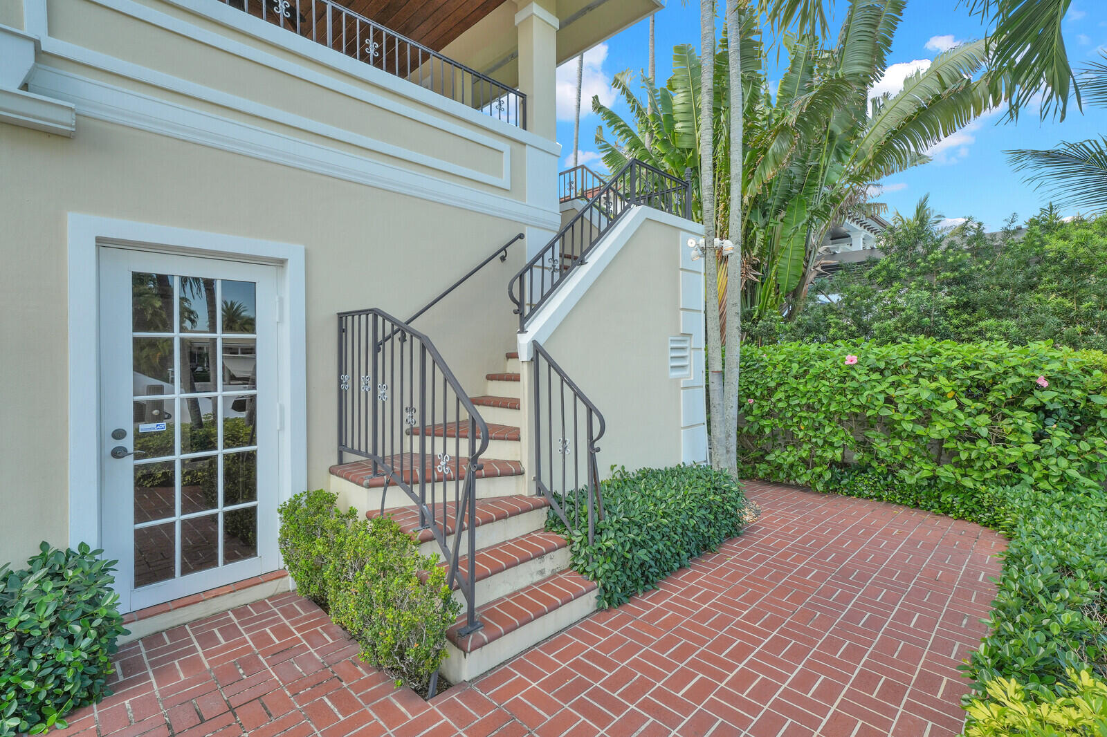 PALM BEACH ISLES 1 - Residential