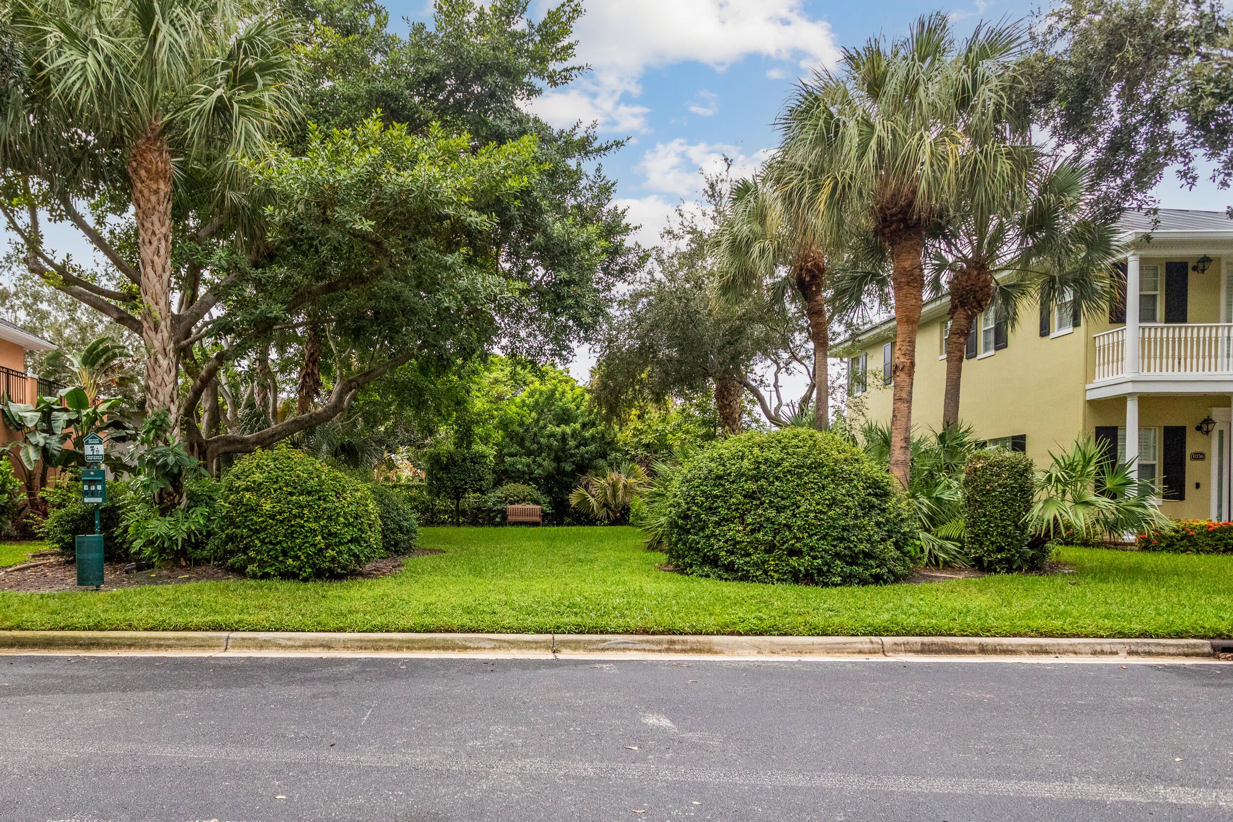 1059 W HERITAGE CLUB Circle