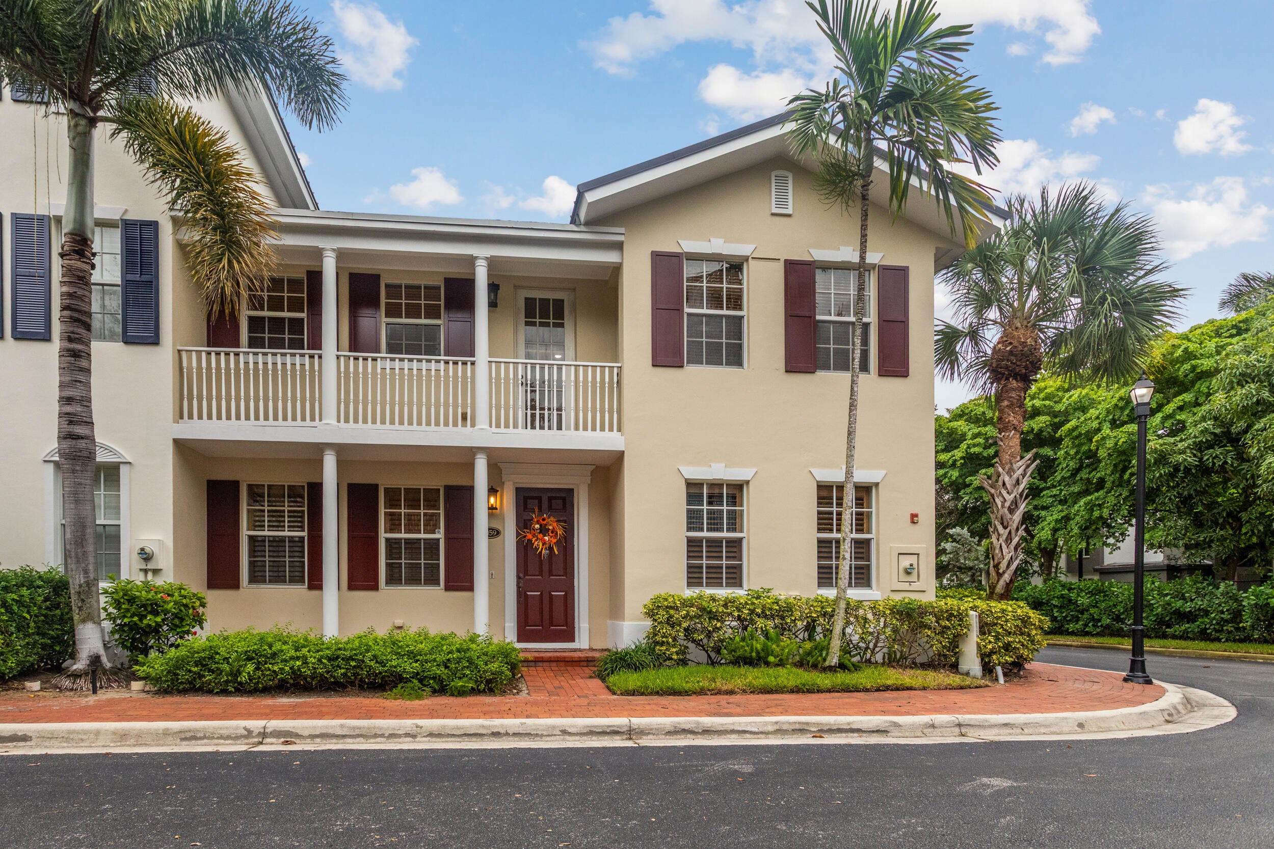 1059 W HERITAGE CLUB Circle