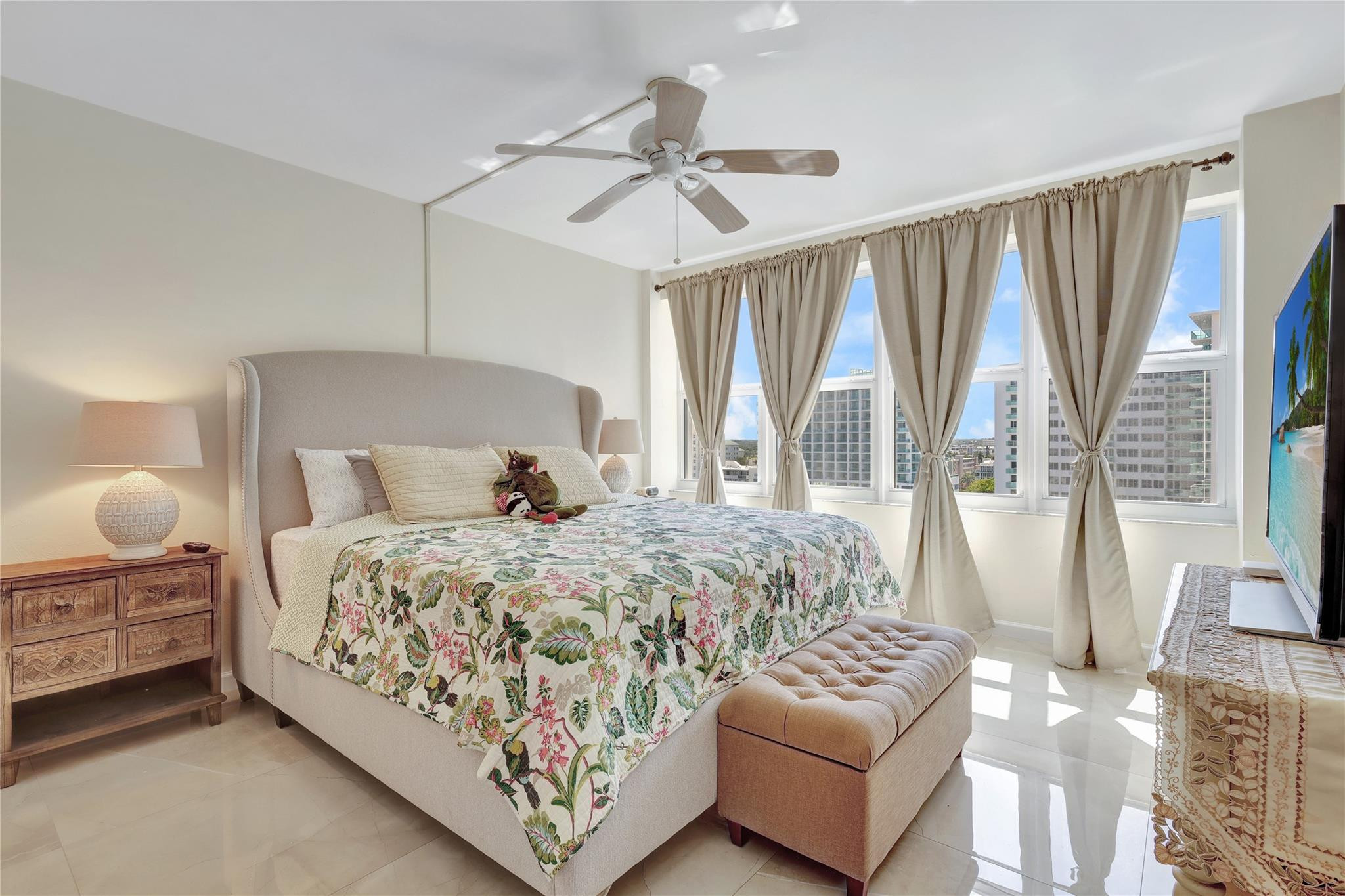 Coral Ridge Towers South - Residential