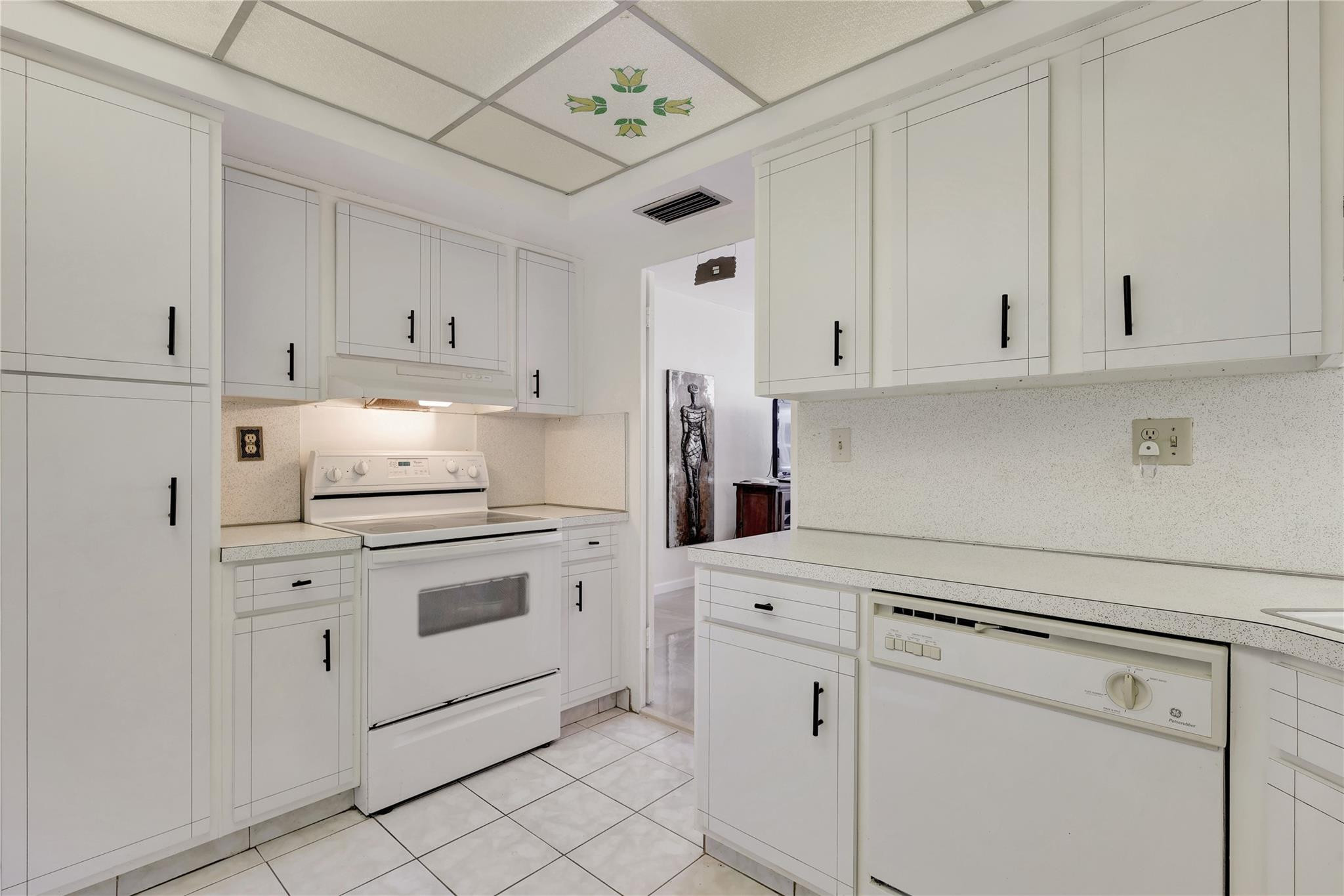 Coral Ridge Towers South - Residential