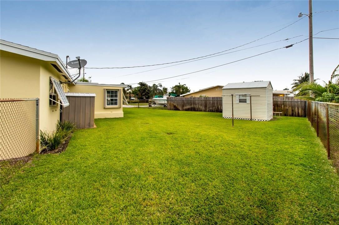 Coral Manor 2nd Add 55-37 - Residential