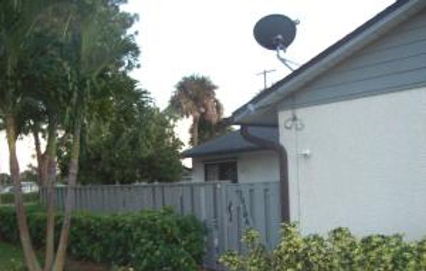 Come enjoy Florida living at a great price. Villa offers a spacious kitchen with lots of cabinet space that opens to living room. Large master bedroom and master bathroom, inside laundry room with room for full size washer and dryer. Community pool and clubhouse. Close to shopping, downtown activities and local beaches. This home is a Fannie Mae Homepath Property.