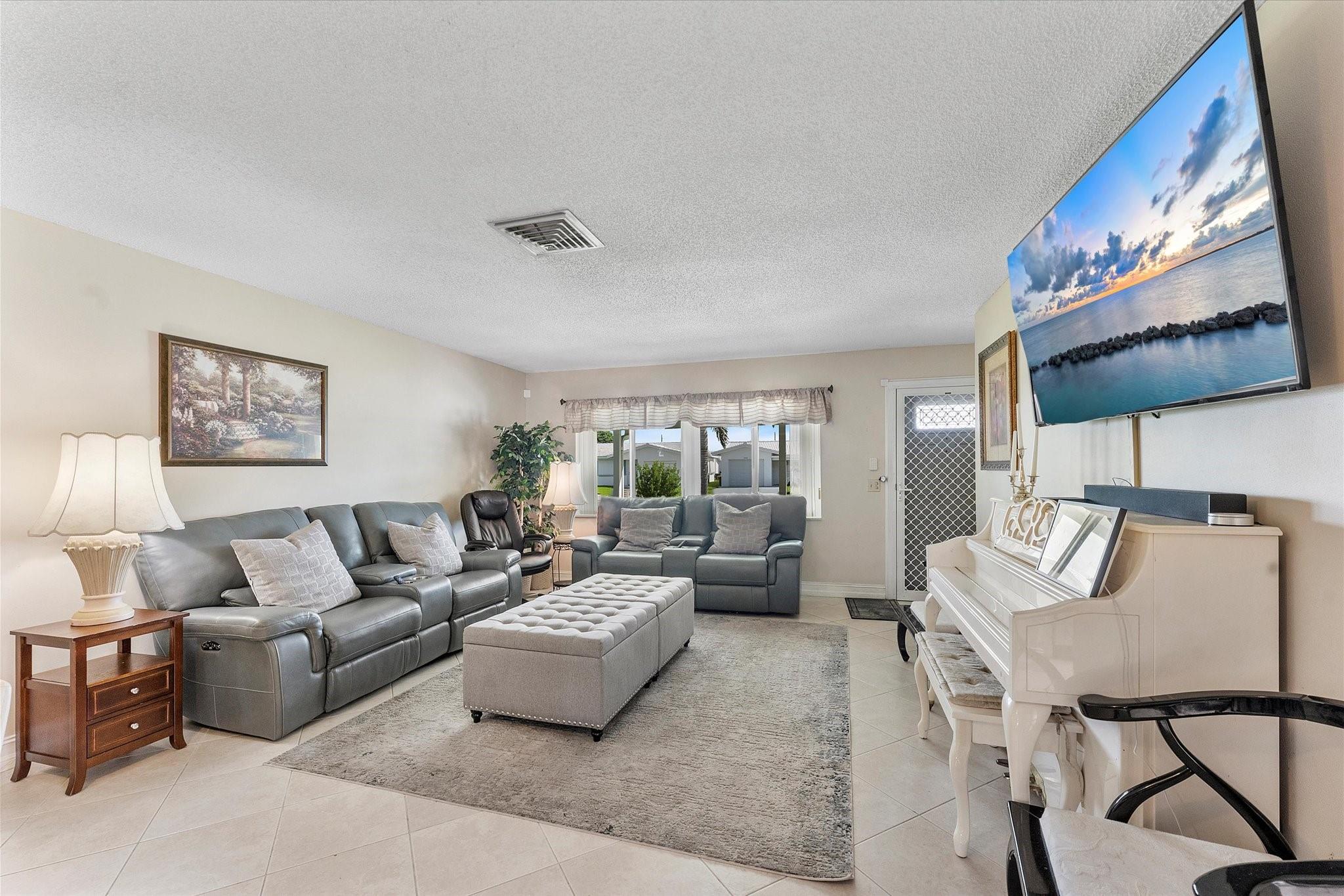 2399 SW Congress Blvd