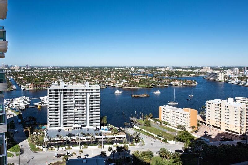 Las Olas Beach Club - Residential