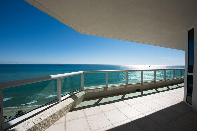 Las Olas Beach Club - Residential