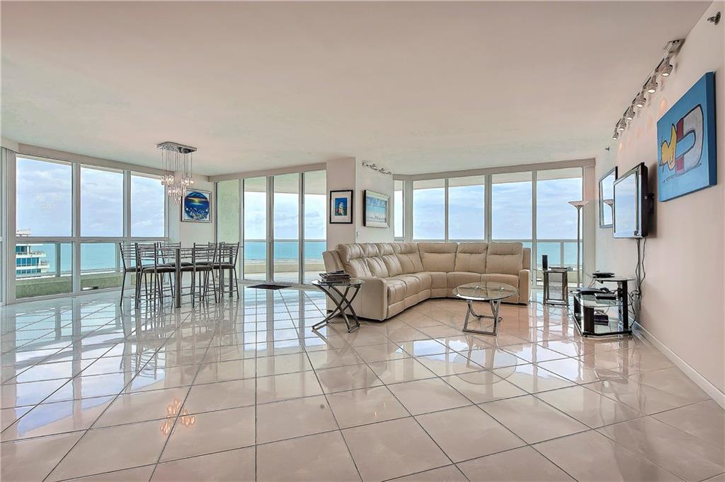 Las Olas Beach Club - Residential