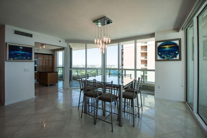 Las Olas Beach Club - Residential