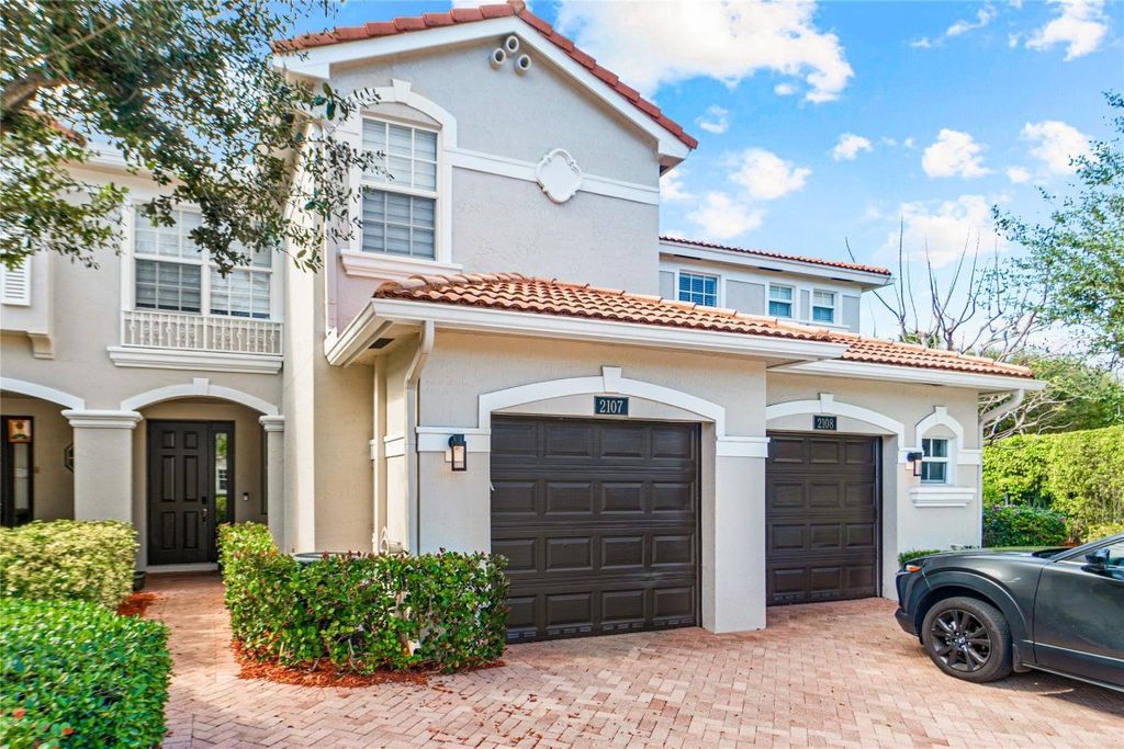 Photo of 16081 Poppyseed Circle #2107, Delray Beach, FL 33484 (MLS # F10483762)