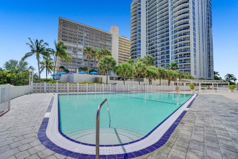 Tiny photo for 4250 Galt Ocean Drive #4P, Fort Lauderdale, FL 33308 (MLS # B26087711)
