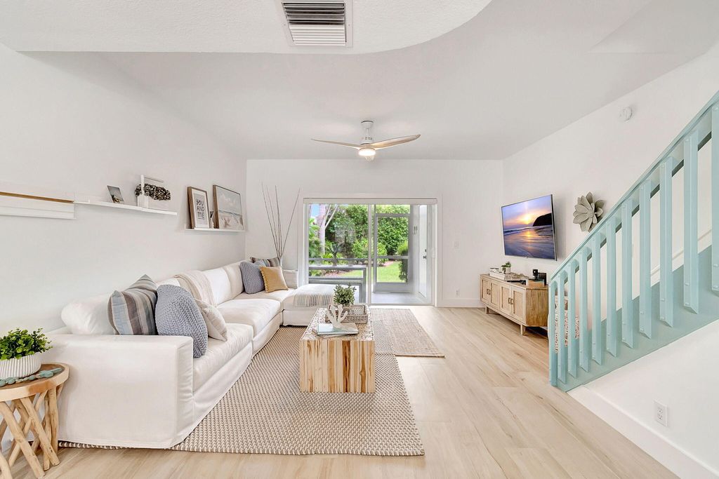 Photo of 801 Kokomo Key Lane, Delray Beach, FL 33483 (MLS # R11003162)