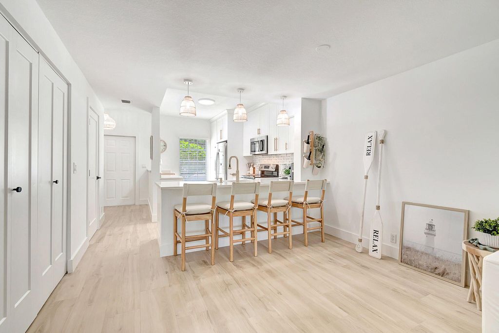 Photo of 801 Kokomo Key Lane, Delray Beach, FL 33483 (MLS # R11003162)