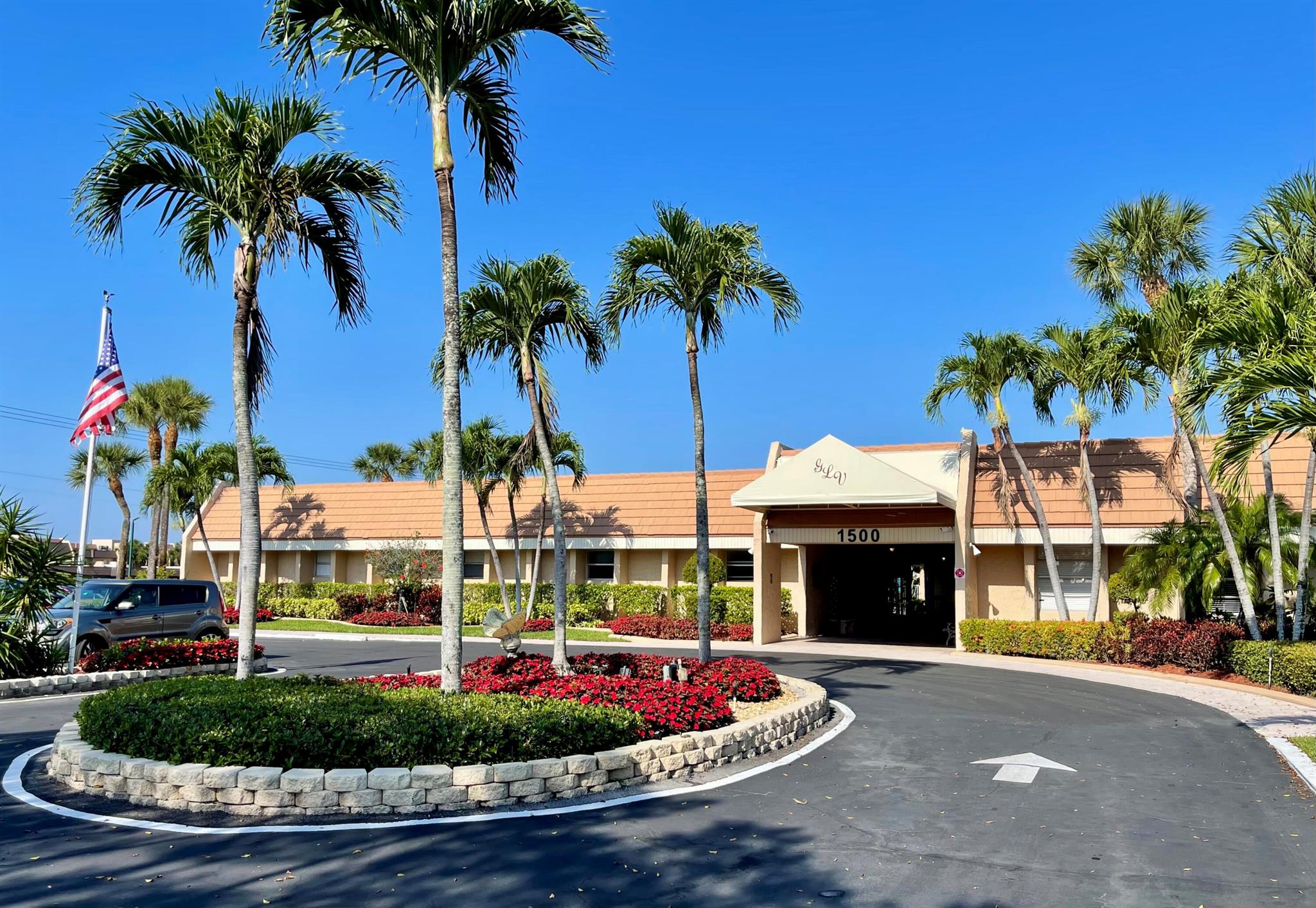 GOLDEN LAKES VILLAGE CONDO B C D - Residential Lease