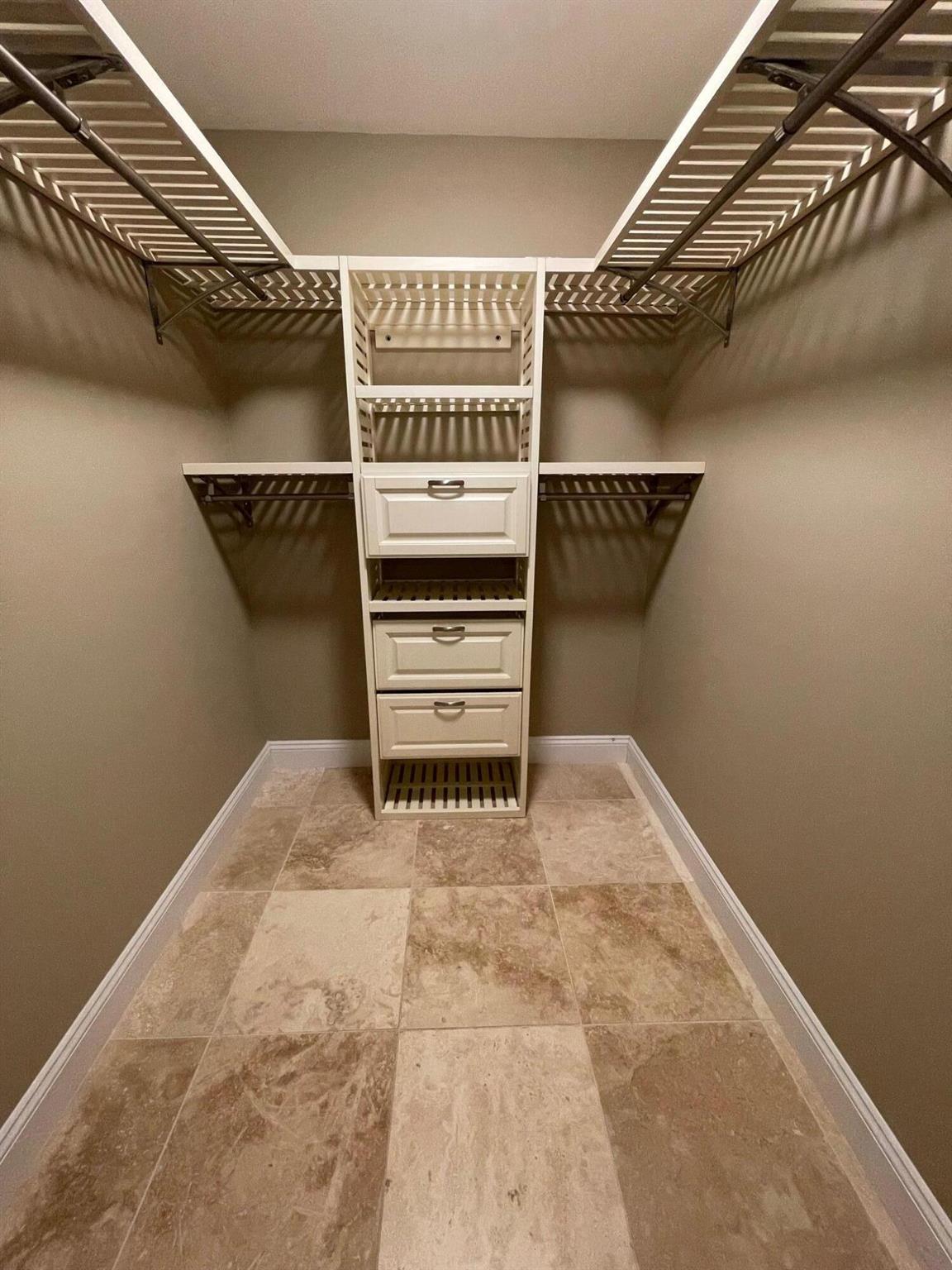 GOLDEN LAKES VILLAGE CONDO B C D - Residential Lease