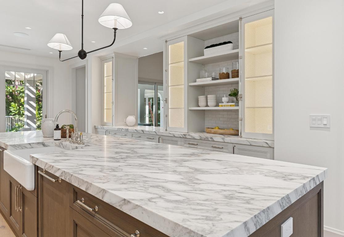 EL ENCANTO - Residential