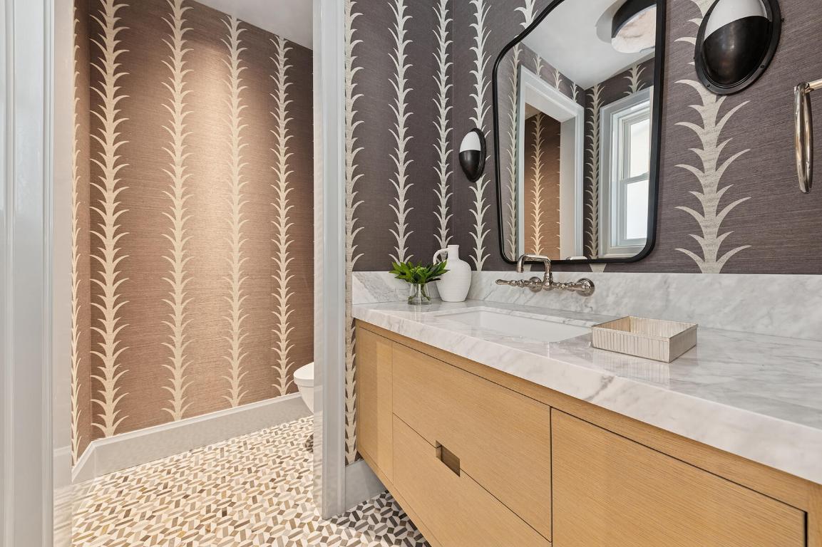 EL ENCANTO - Residential