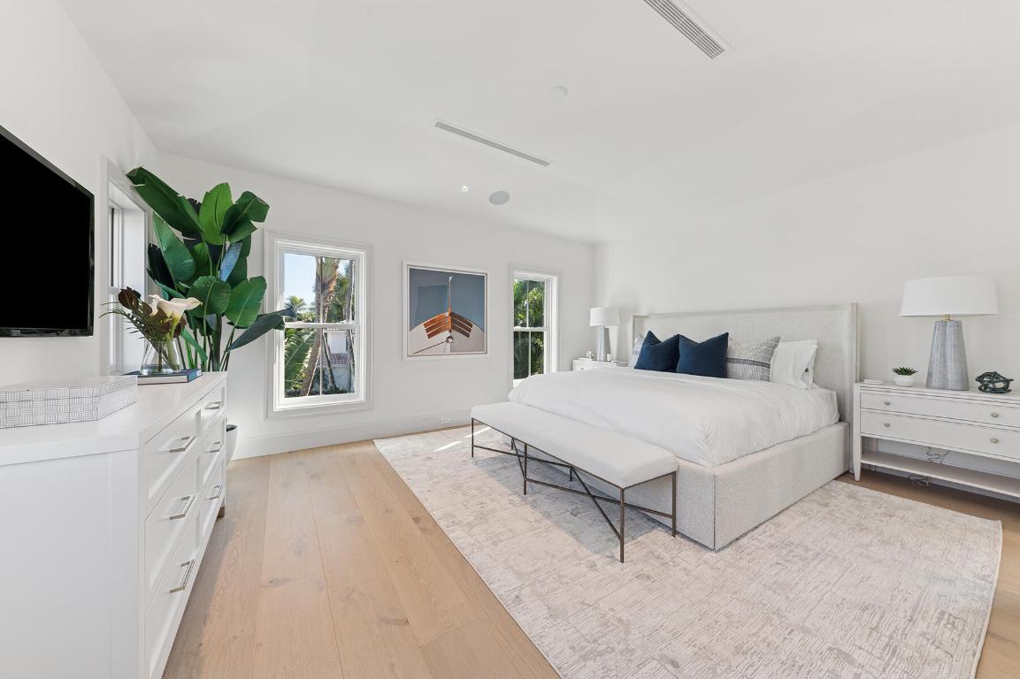 EL ENCANTO - Residential