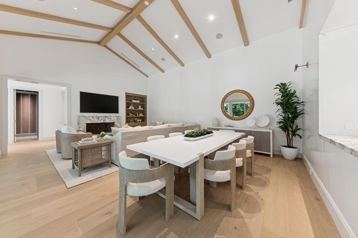 EL ENCANTO - Residential