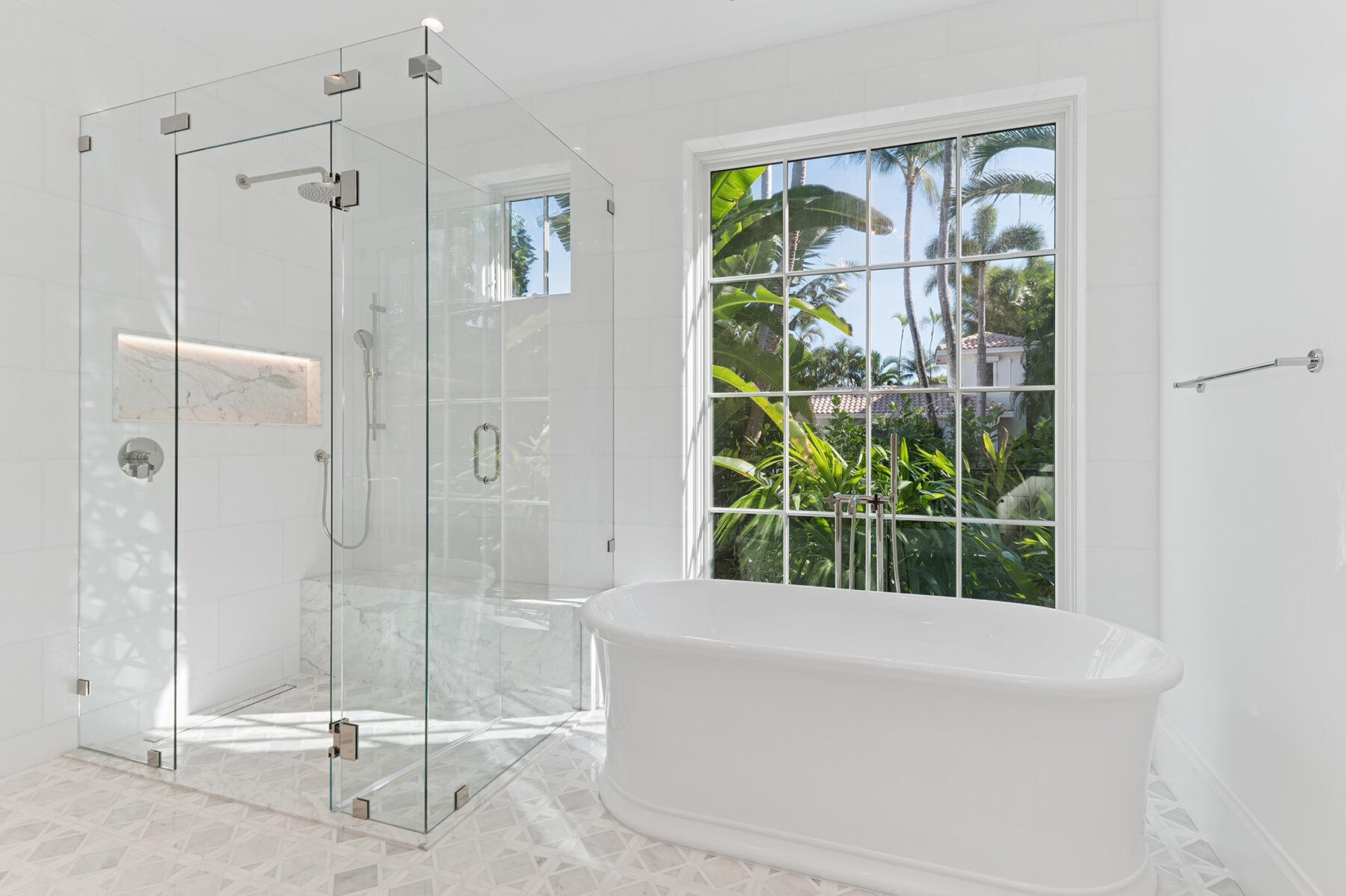 EL ENCANTO - Residential