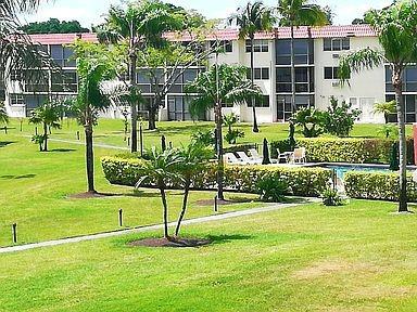 Hollybrook Golf & Tennis - Residential Lease
