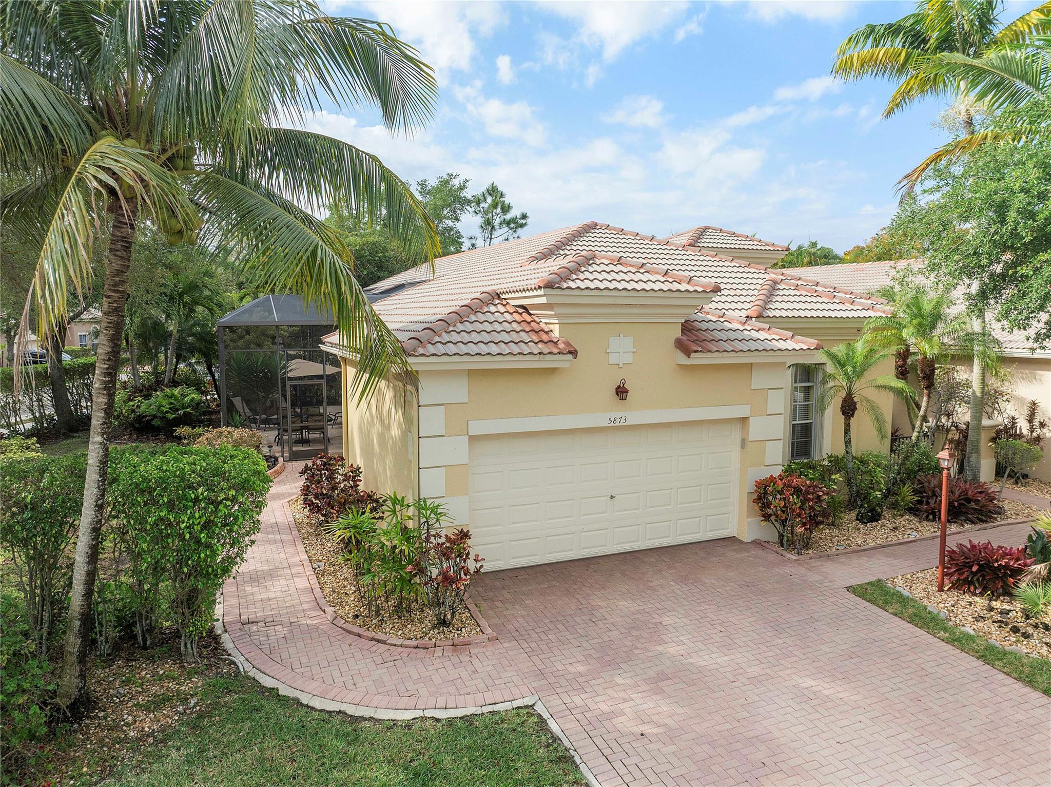 5873 NW 120th Ave