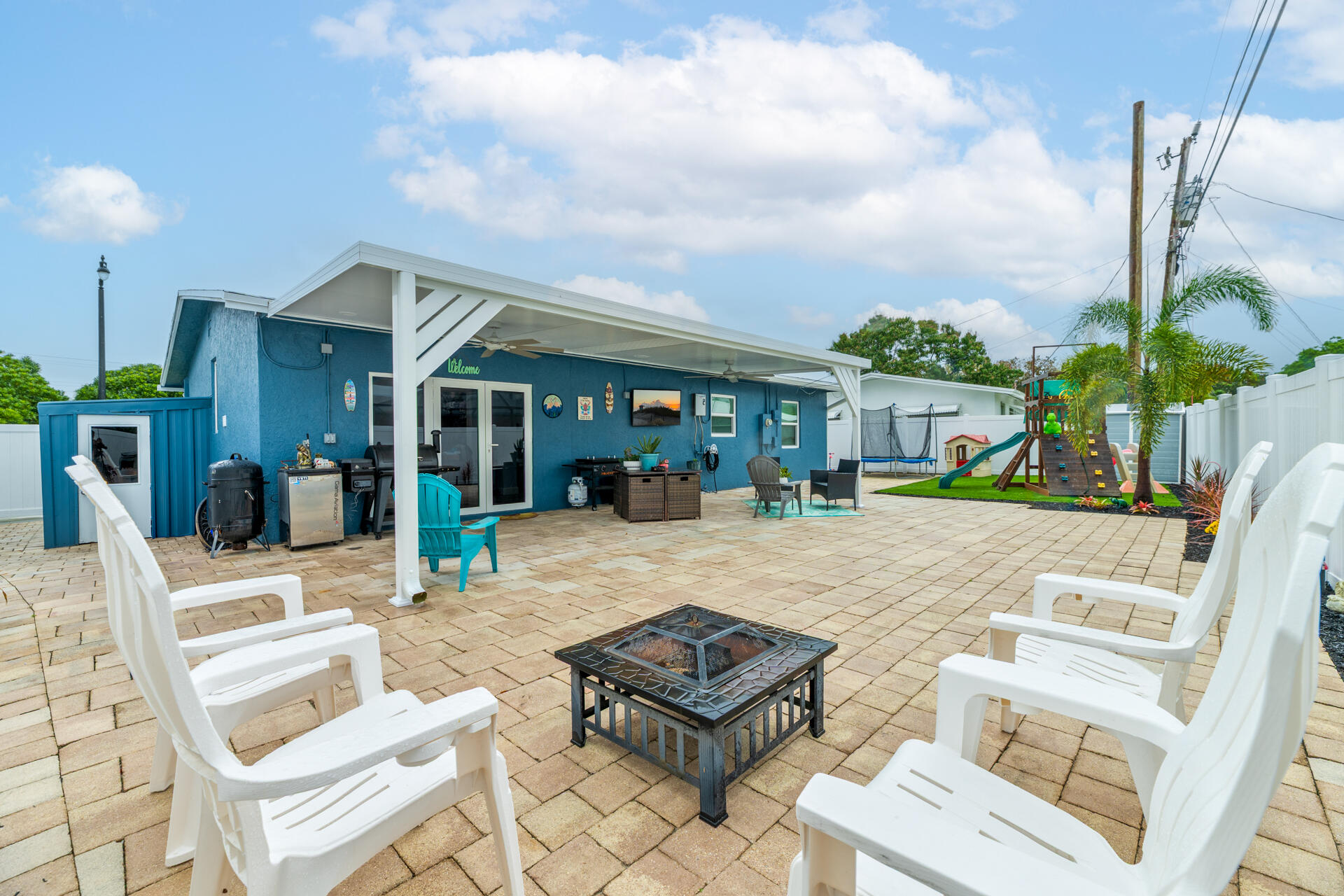 CRESTHAVEN NO 4 - Residential