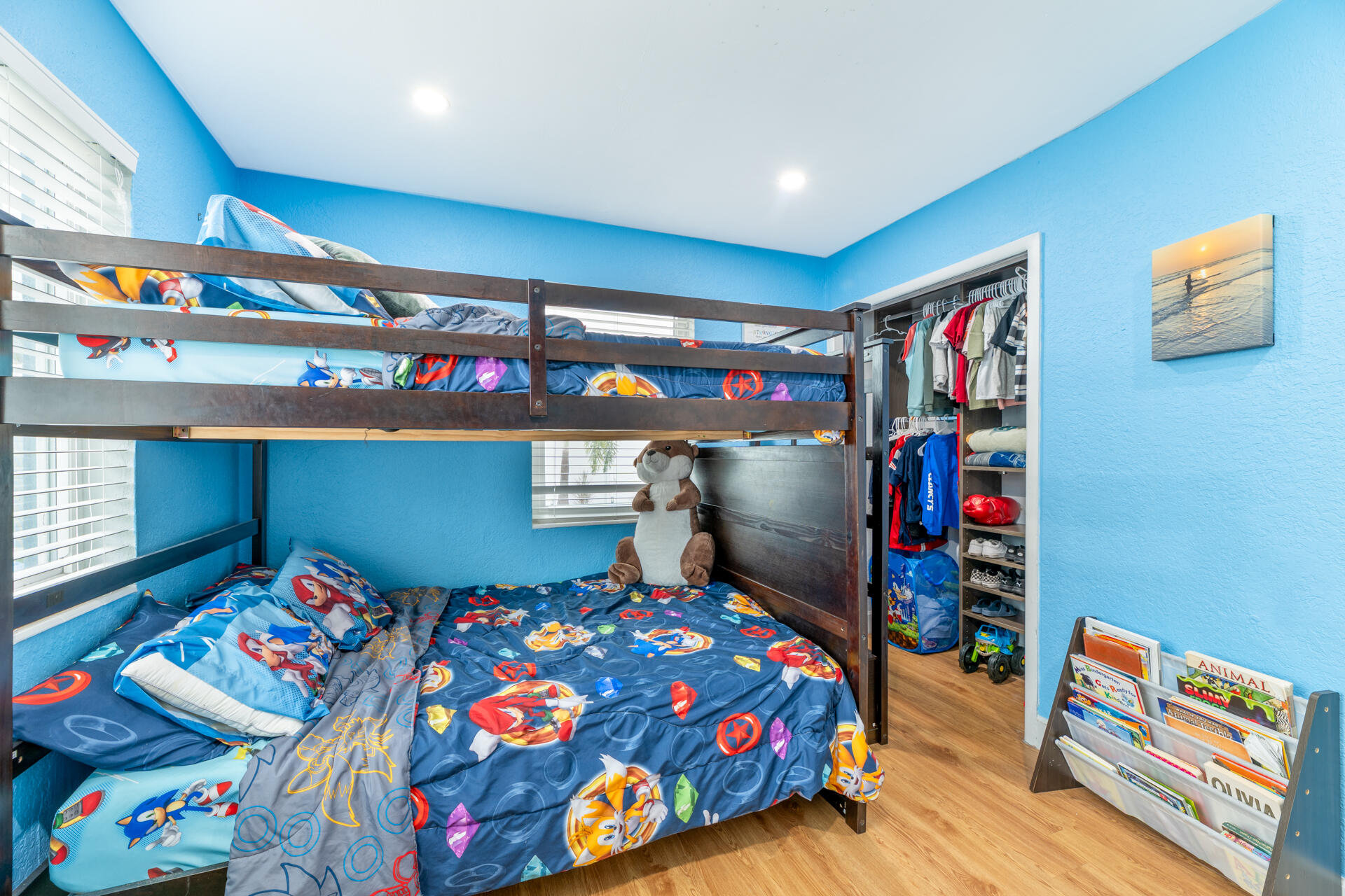 CRESTHAVEN NO 4 - Residential