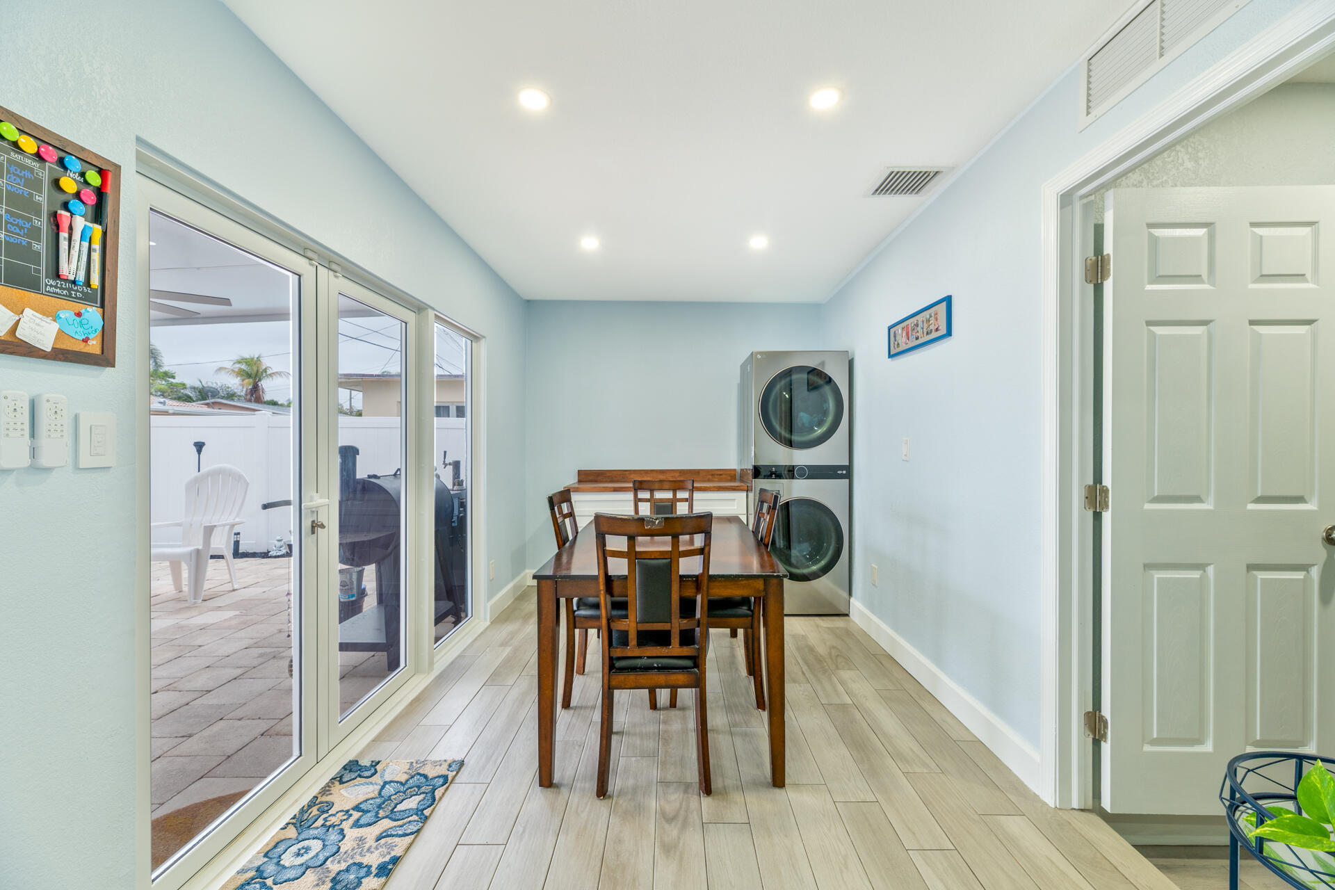 CRESTHAVEN NO 4 - Residential