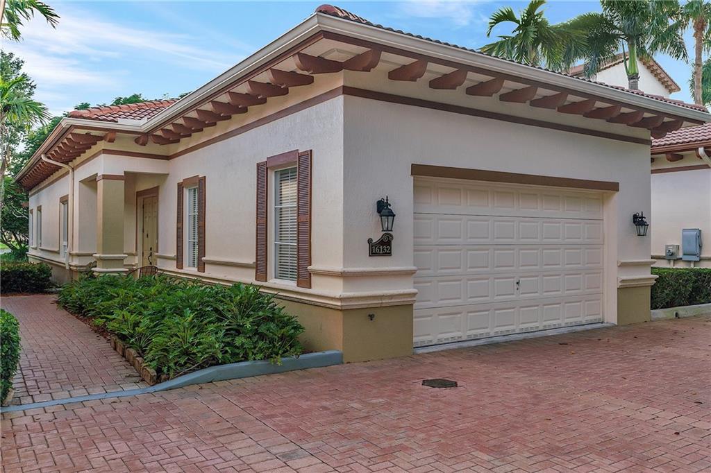 The Palms at Weston - Residential