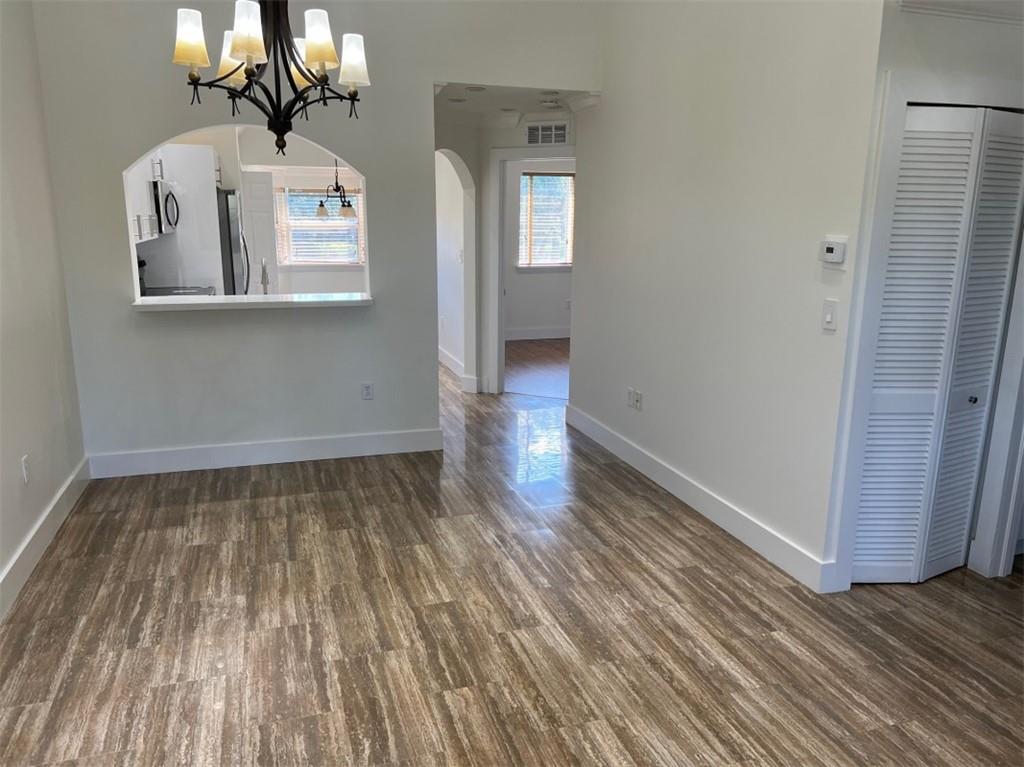 Venetia Gardens Condo - Residential