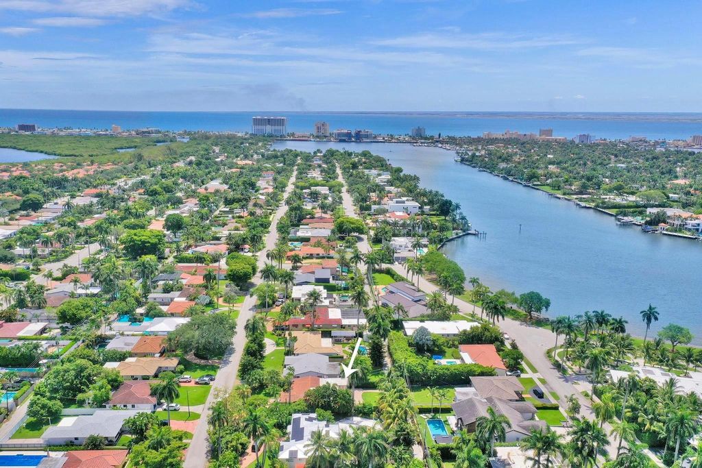 Photo of 1234 Buchanan Street, Hollywood, FL 33019 (MLS # F10514428)