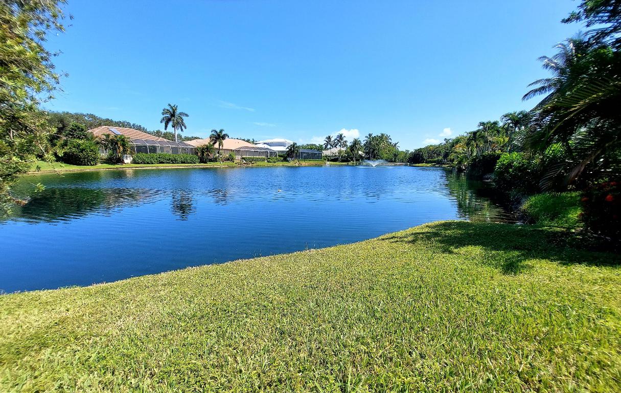 GOVERNORS LANDING - Residential