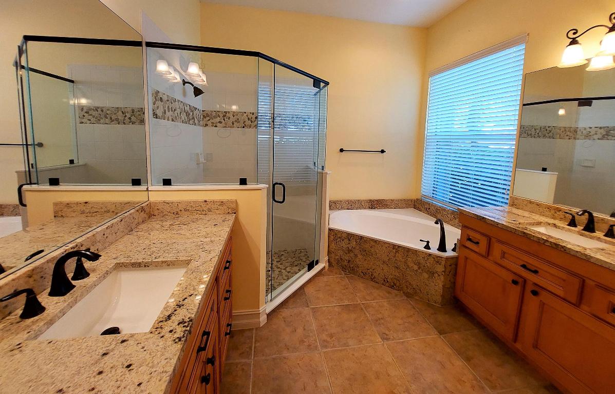 GOVERNORS LANDING - Residential