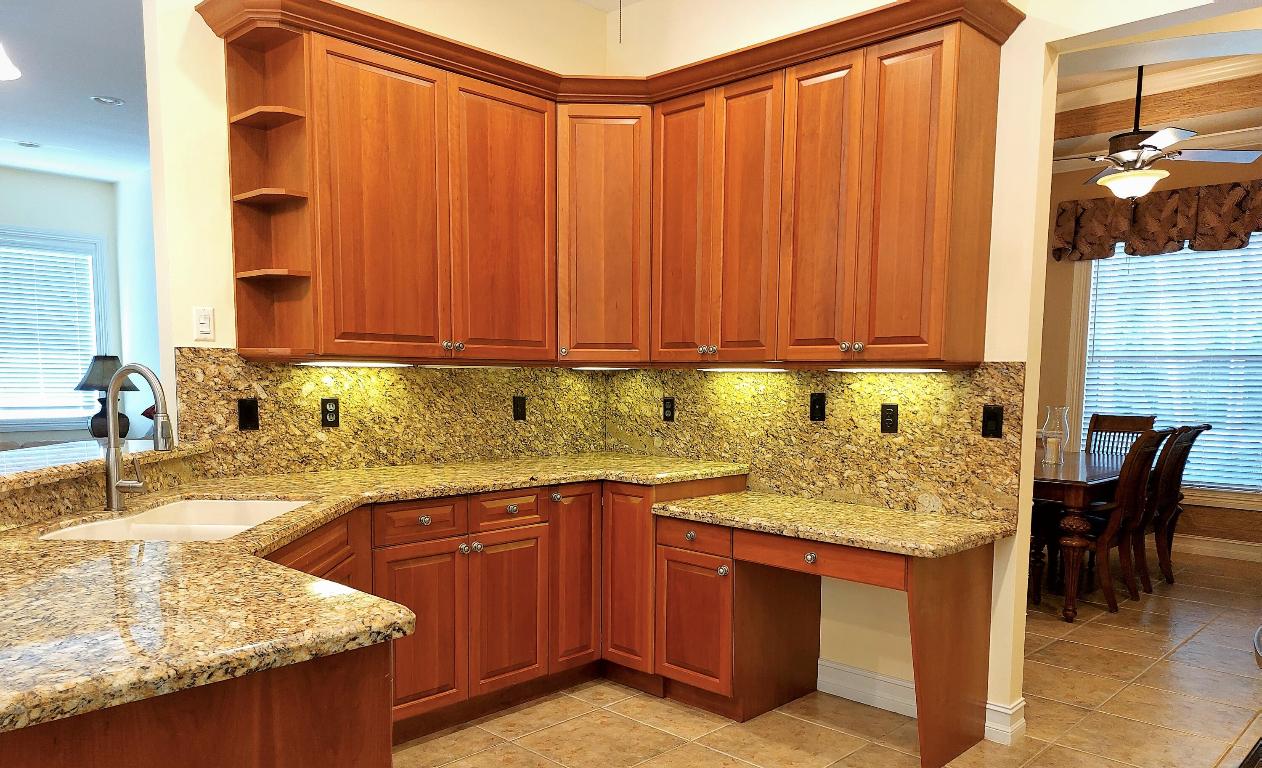 GOVERNORS LANDING - Residential