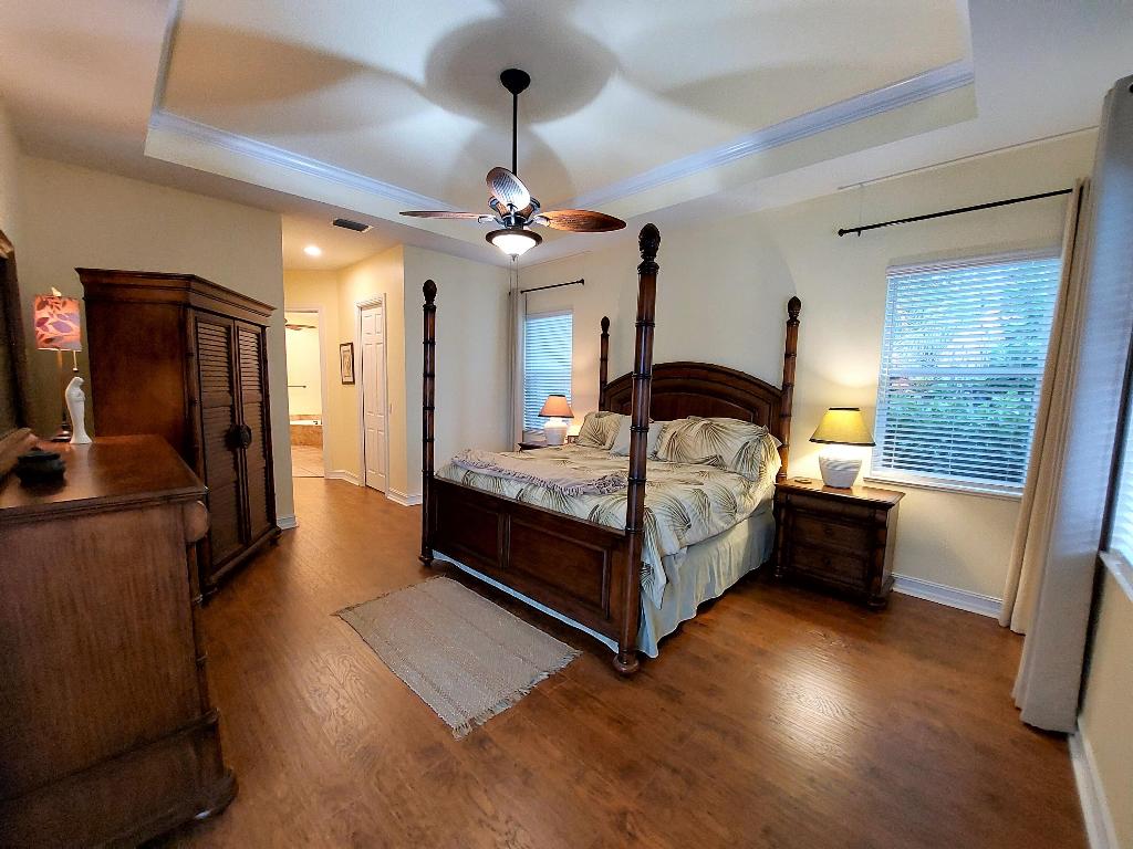 GOVERNORS LANDING - Residential