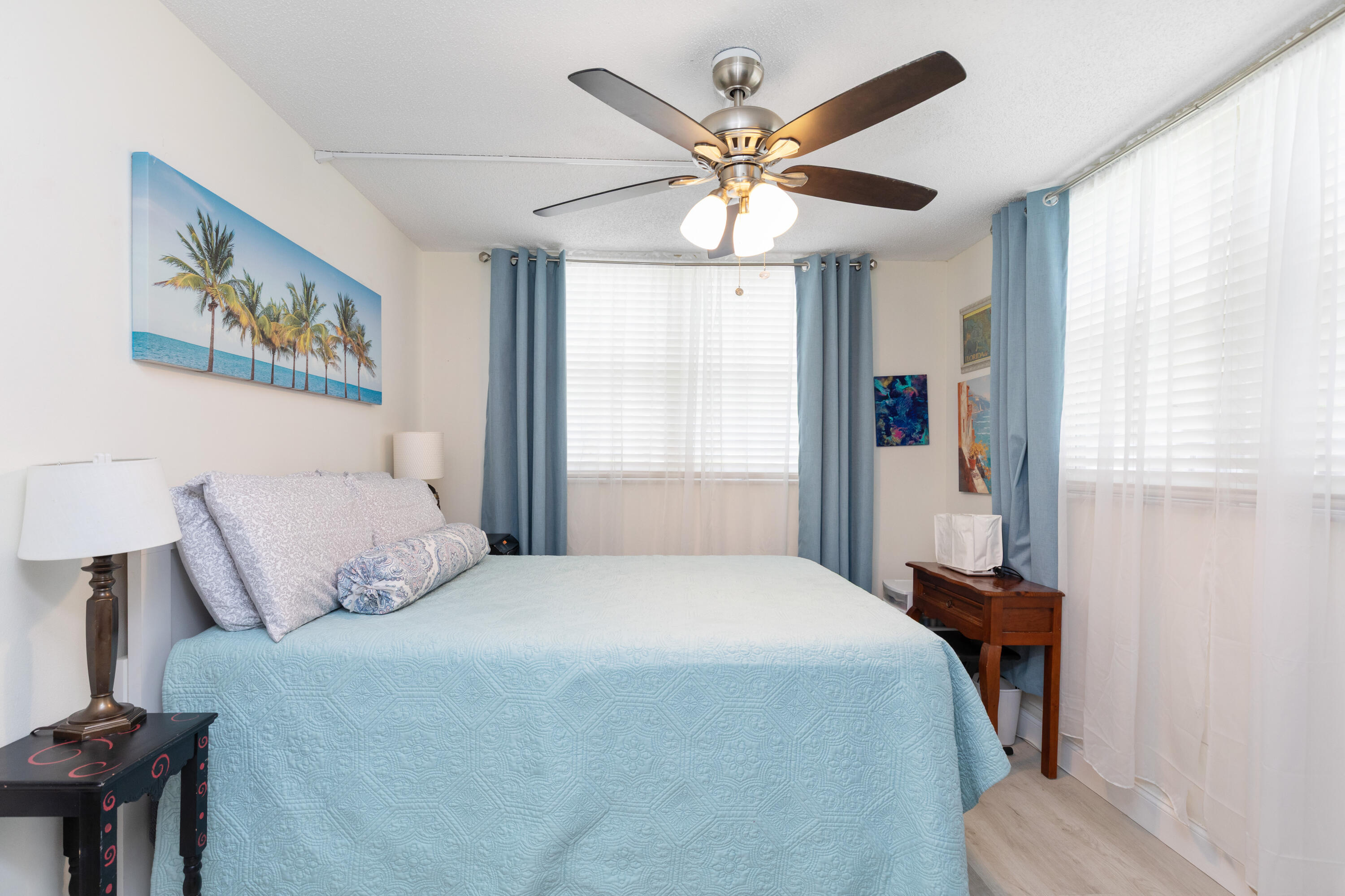 LIME BAY CONDOMINIUM 7 - Residential