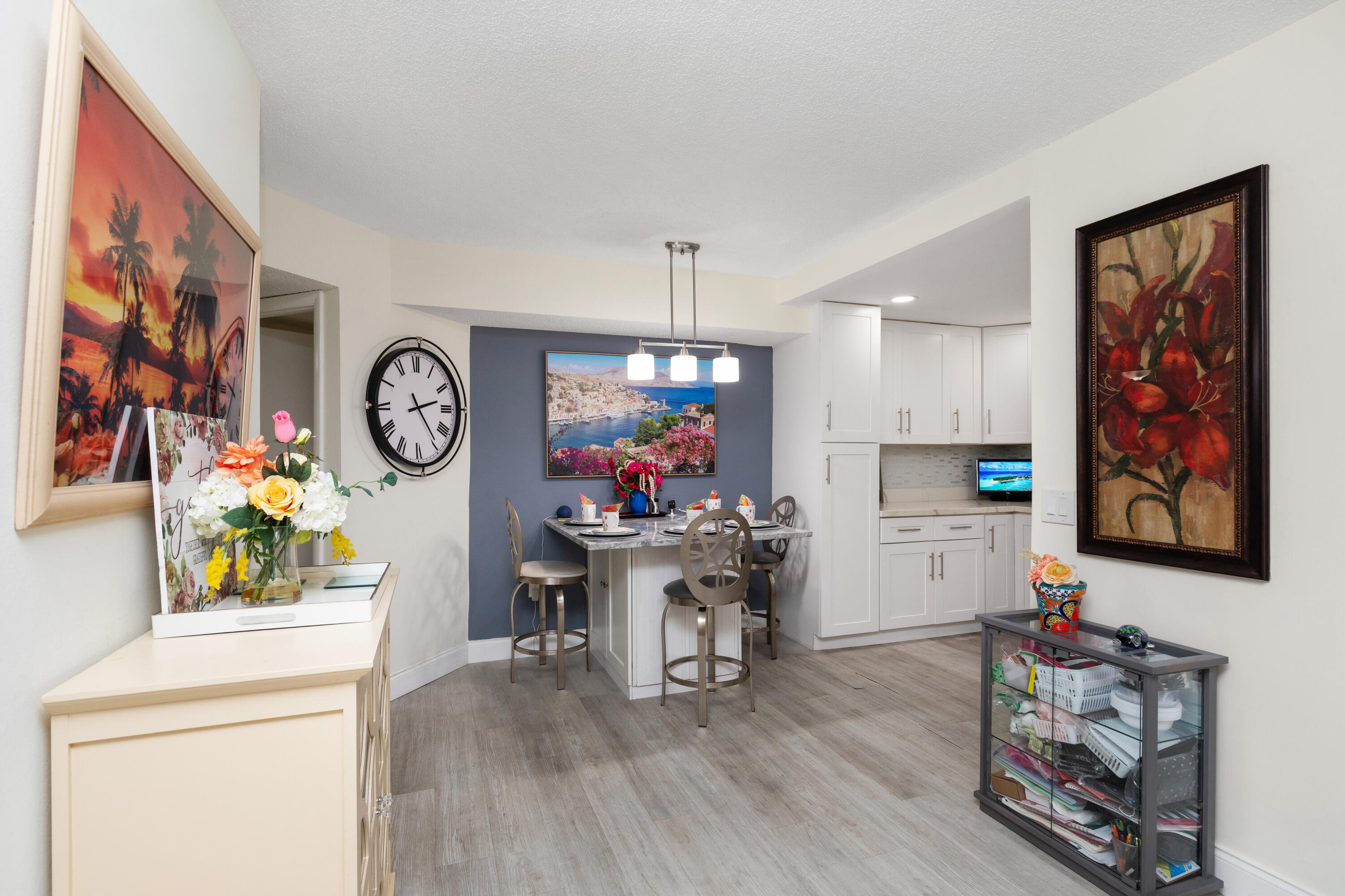 LIME BAY CONDOMINIUM 7 - Residential