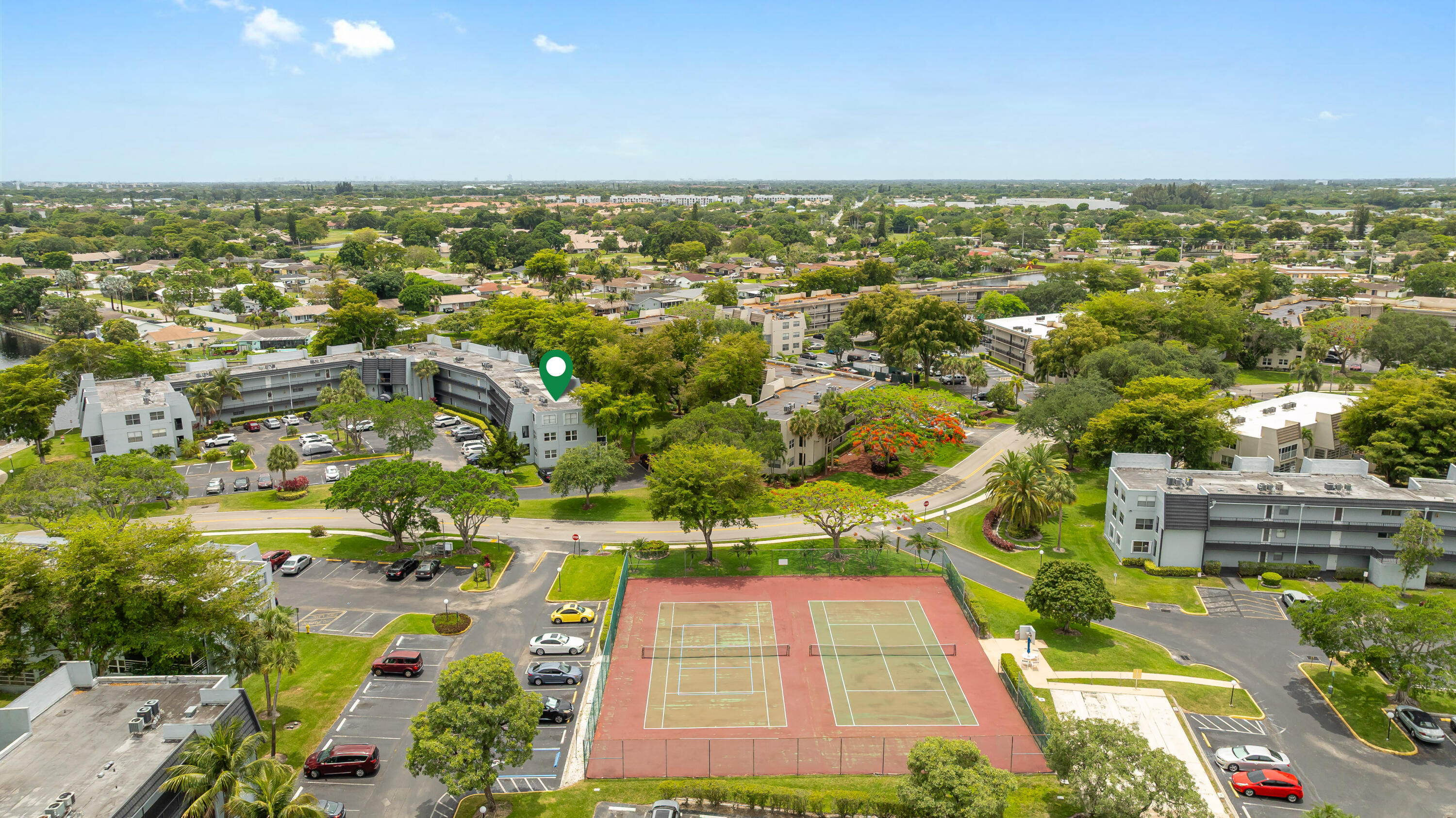 LIME BAY CONDOMINIUM 7 - Residential