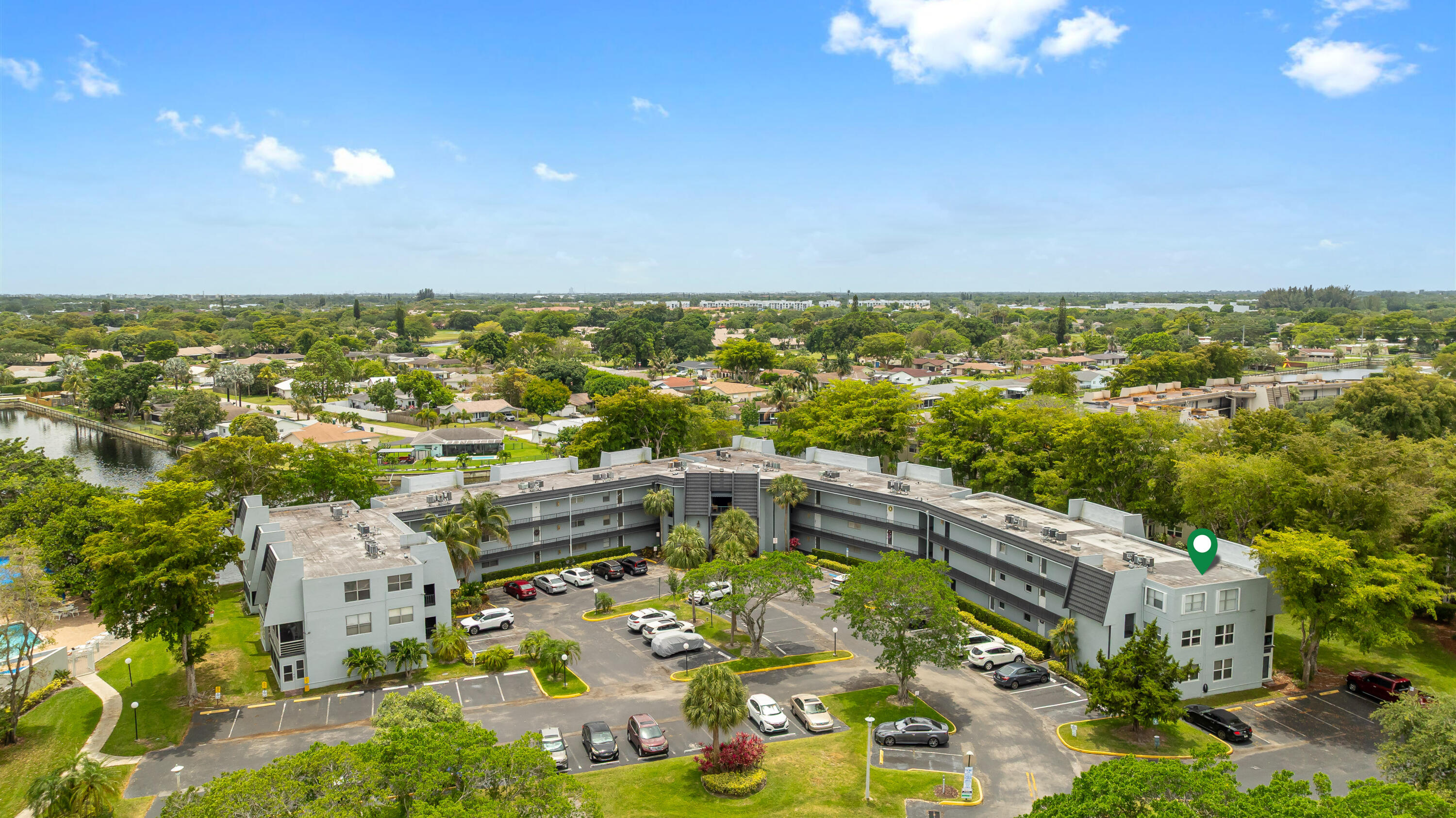 LIME BAY CONDOMINIUM 7 - Residential