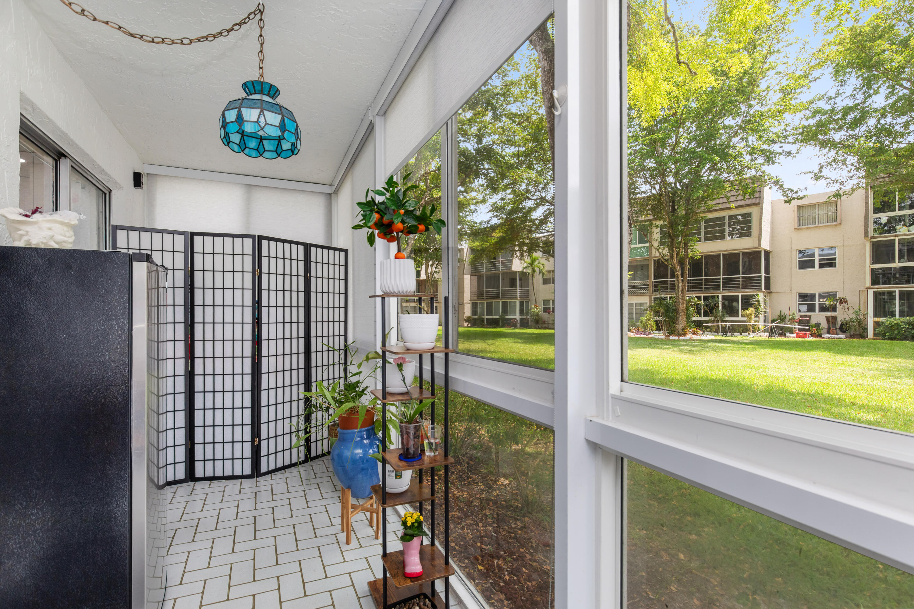 LIME BAY CONDOMINIUM 7 - Residential