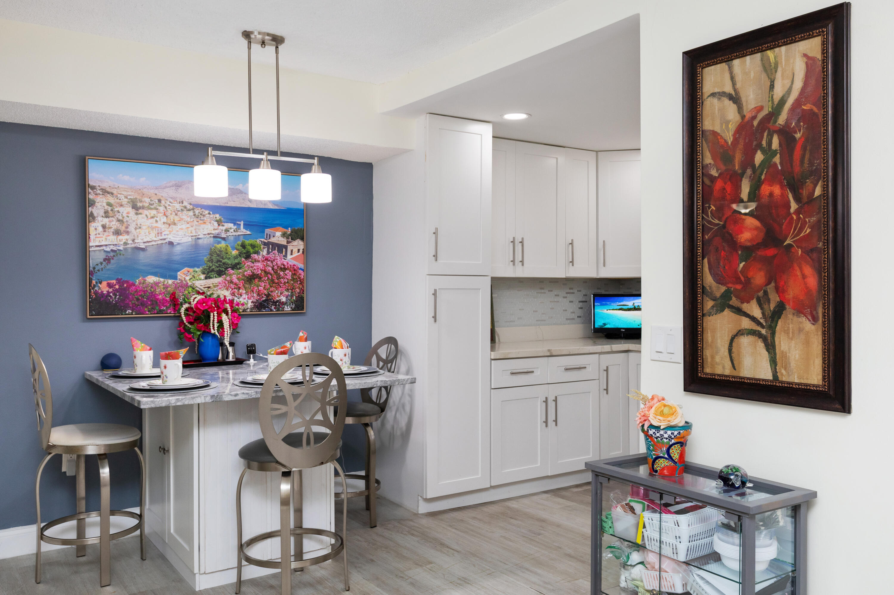 LIME BAY CONDOMINIUM 7 - Residential