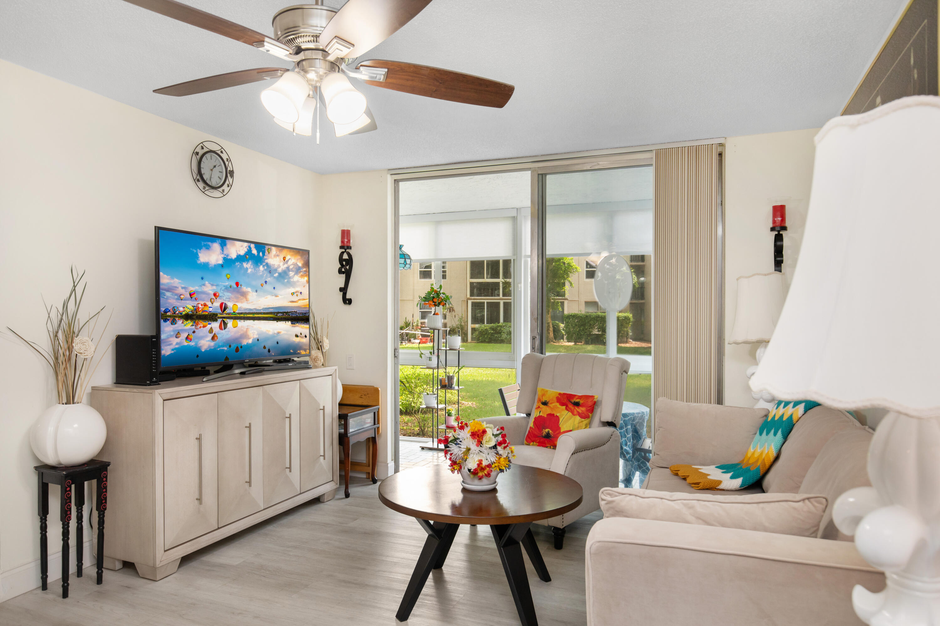 LIME BAY CONDOMINIUM 7 - Residential
