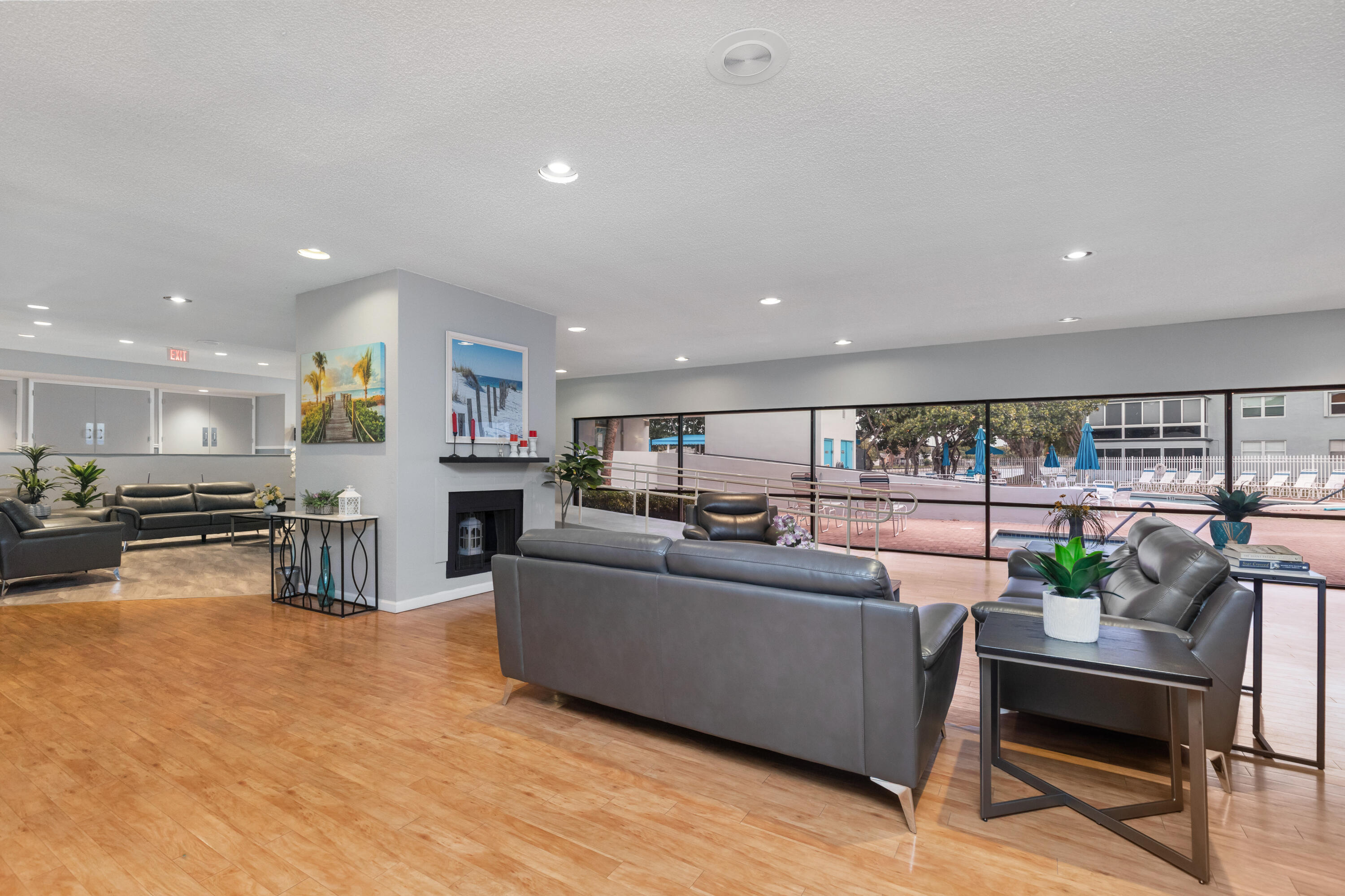 LIME BAY CONDOMINIUM 7 - Residential