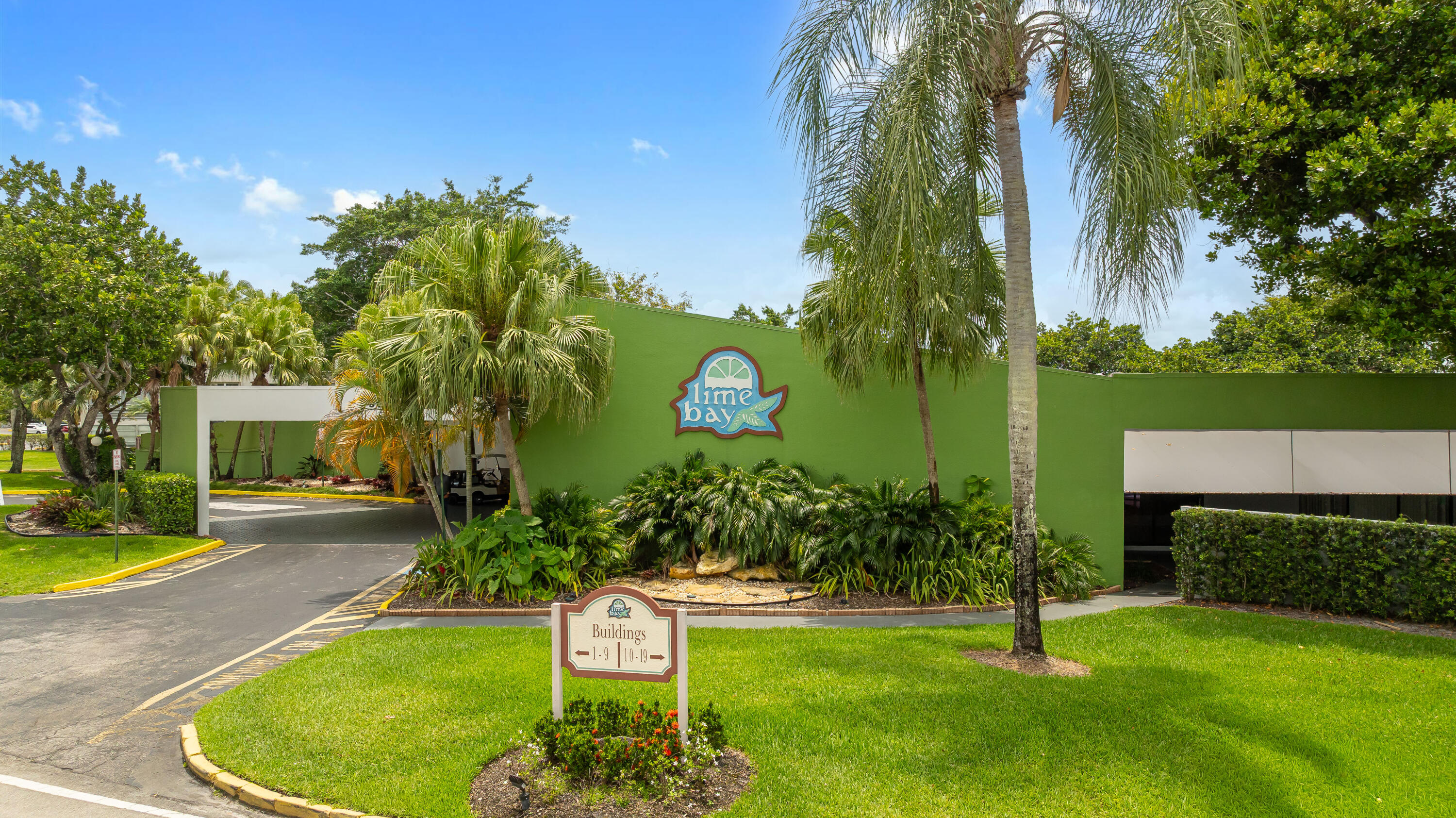 LIME BAY CONDOMINIUM 7 - Residential