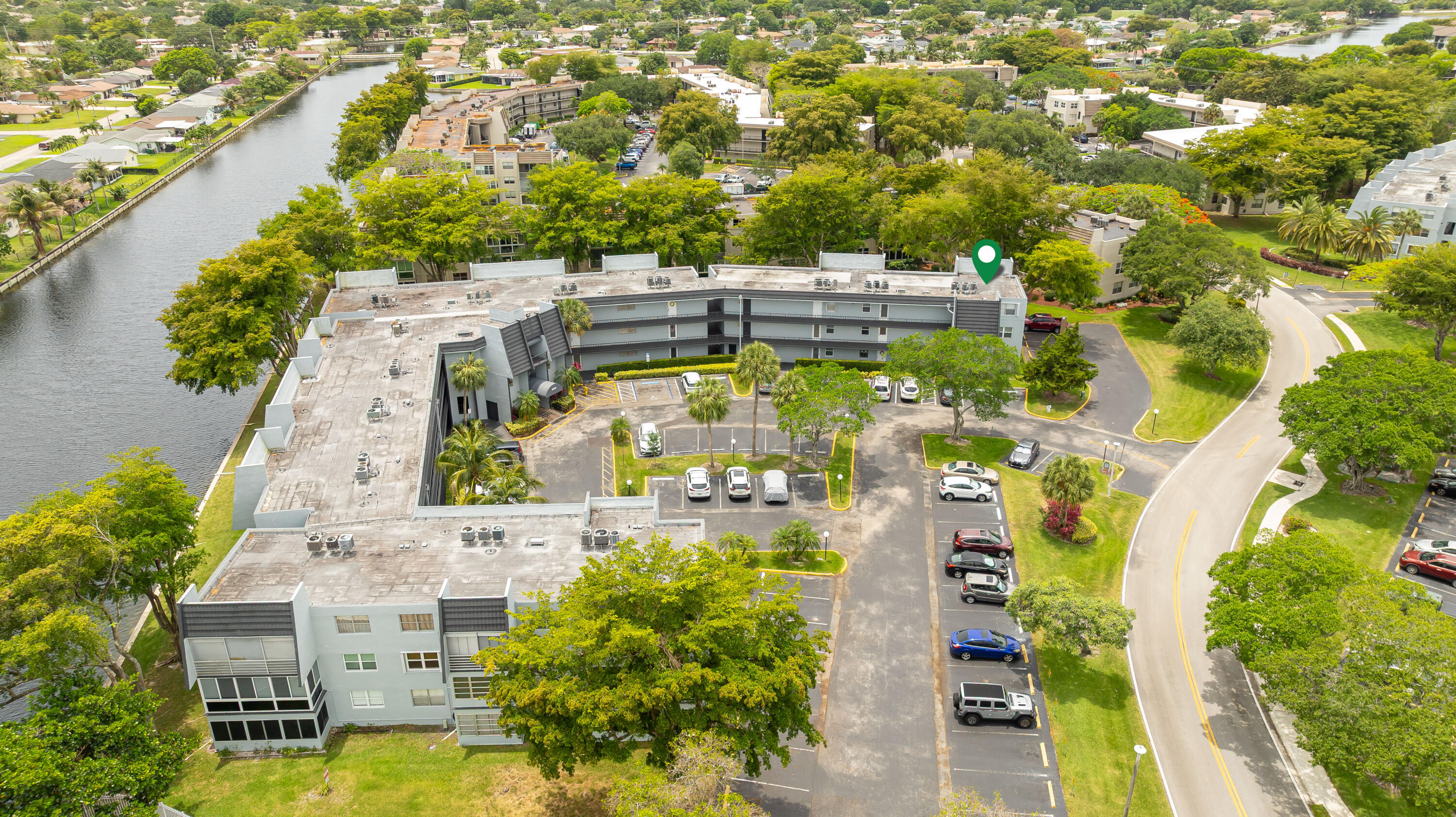 LIME BAY CONDOMINIUM 7 - Residential
